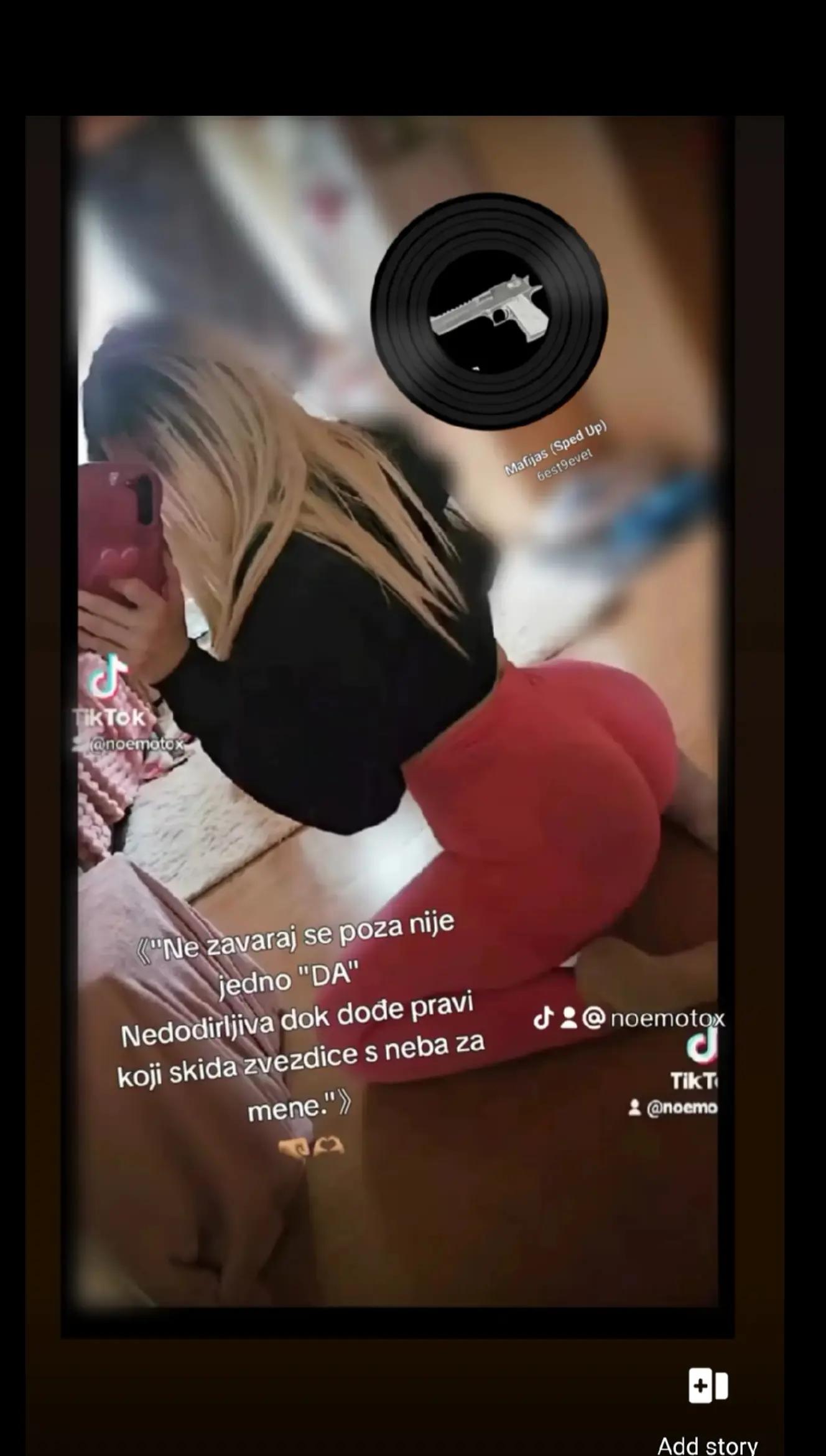 @Noemi