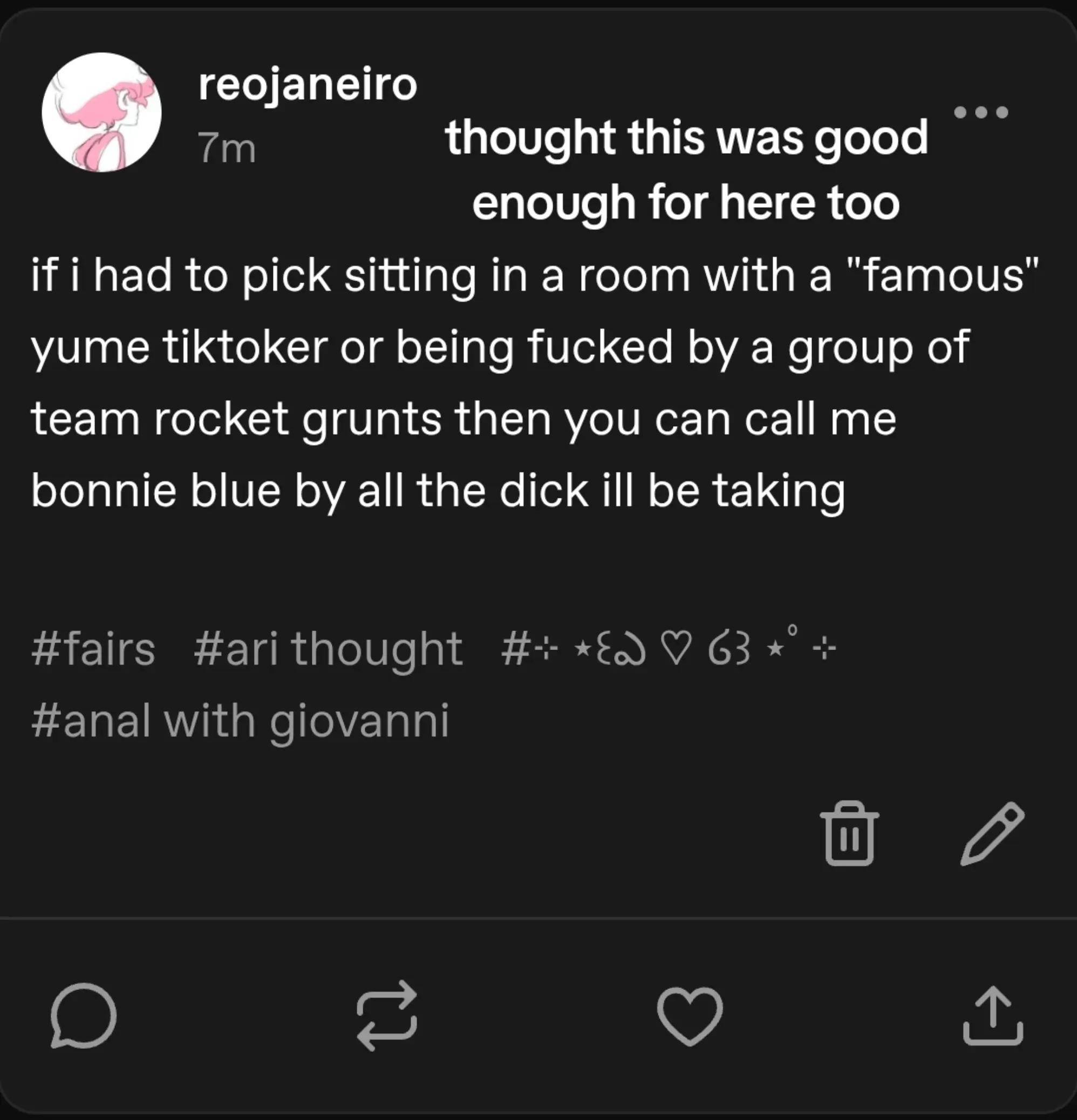 @ari / tori  ♡'s  blanche