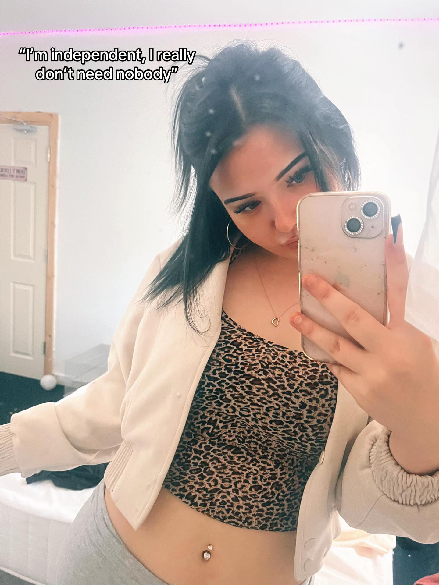 @𝒞𝒽𝓁𝑜𝑒𝑅𝑜𝓈𝑒💋