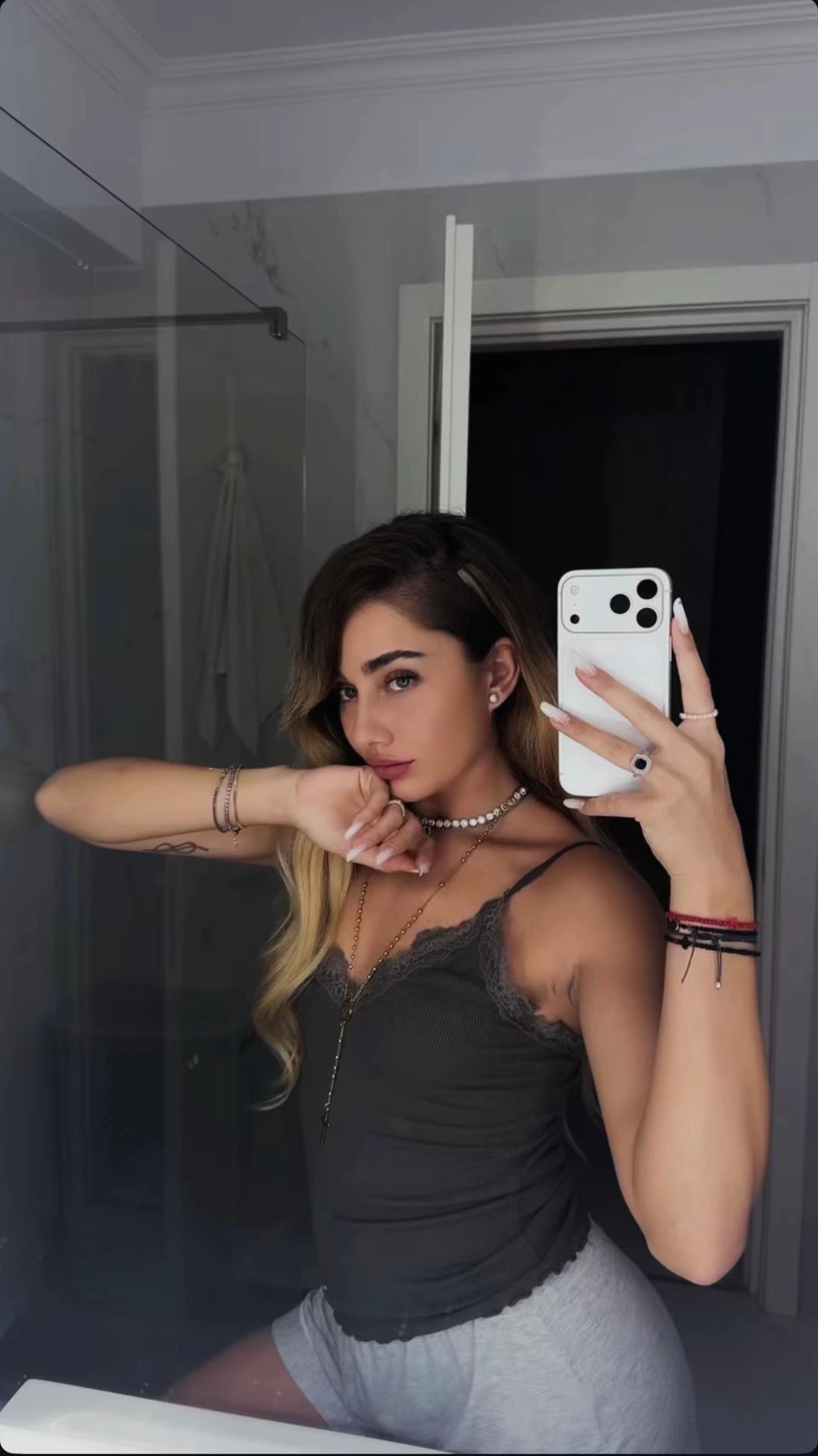 @Bianca Stoica 💙👑