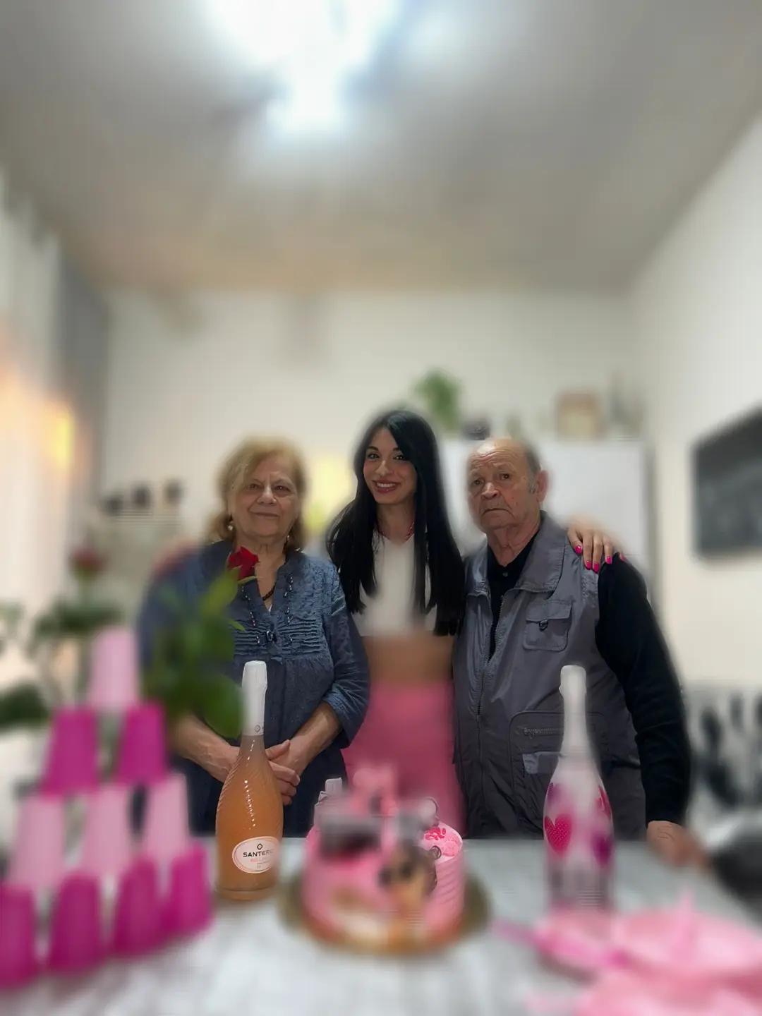 @lucycellamare945
