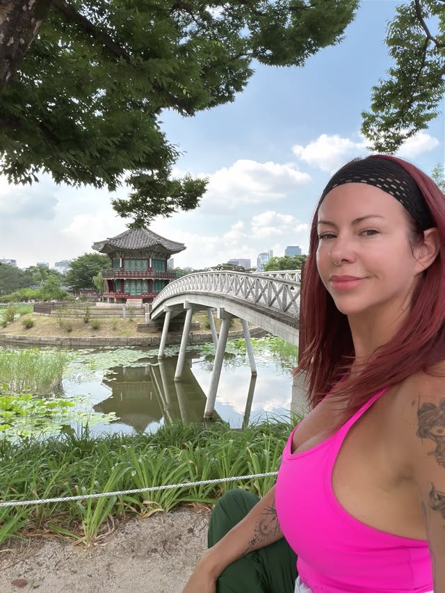 @Alexis Fawx
