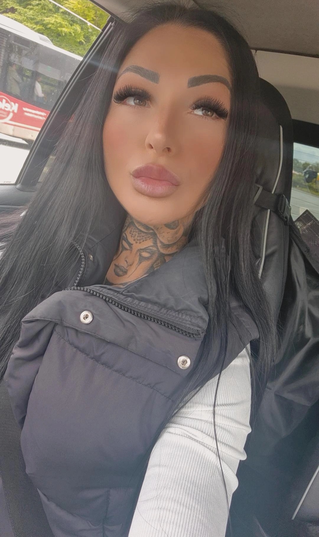@Beniken93