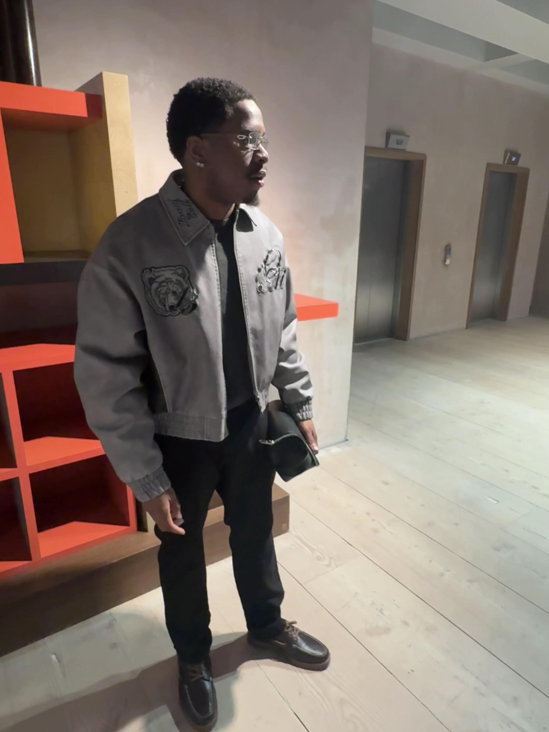 @alexthehost_