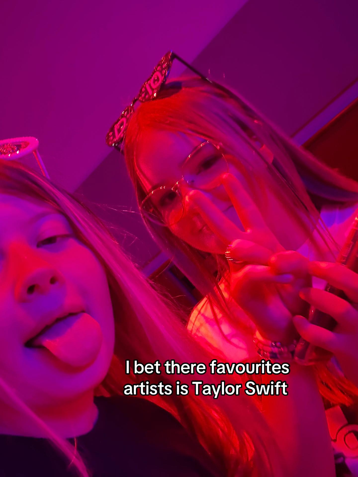 @lily_ella13