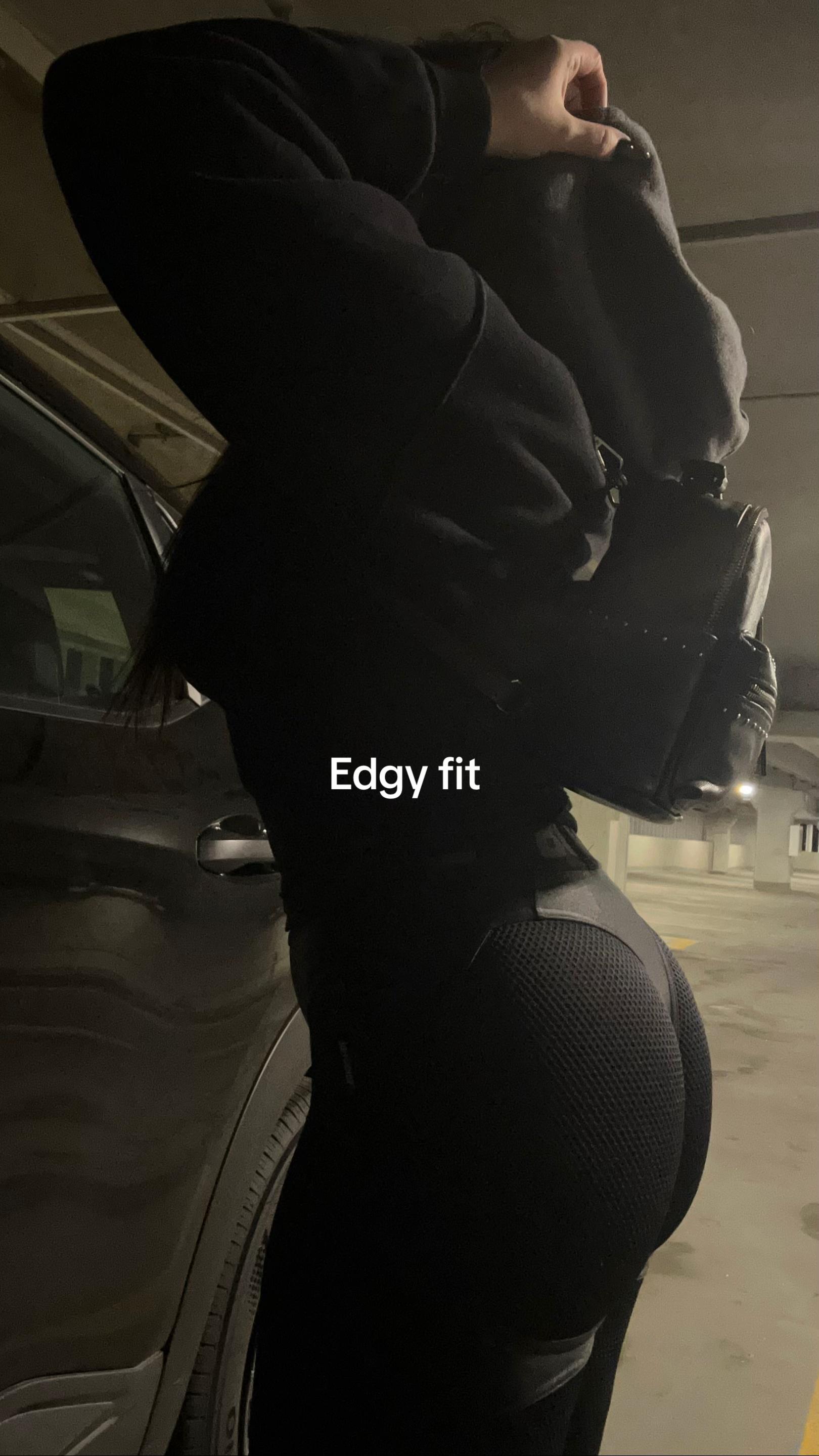 @𝔲𝔷𝔟𝔢𝔨 𝔡𝔬𝔩𝔩