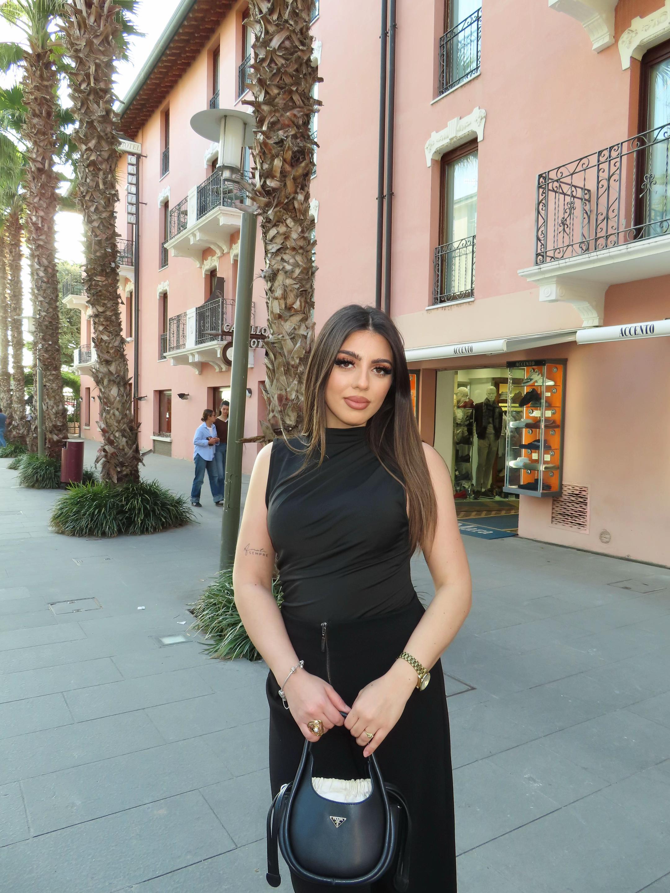 @Elisabetta Ceka