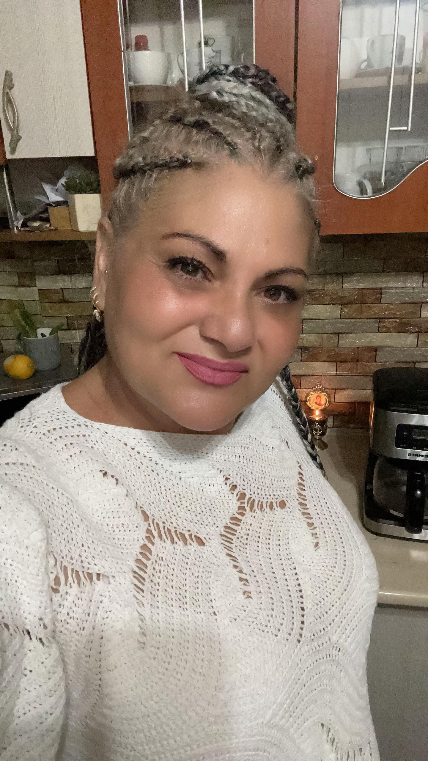 @Angela Vama