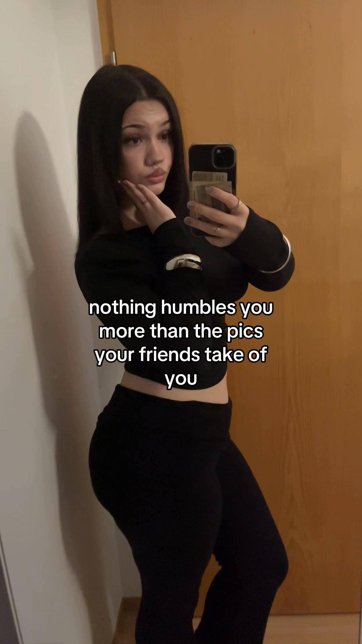 @𝐣𝐚𝐧𝐚