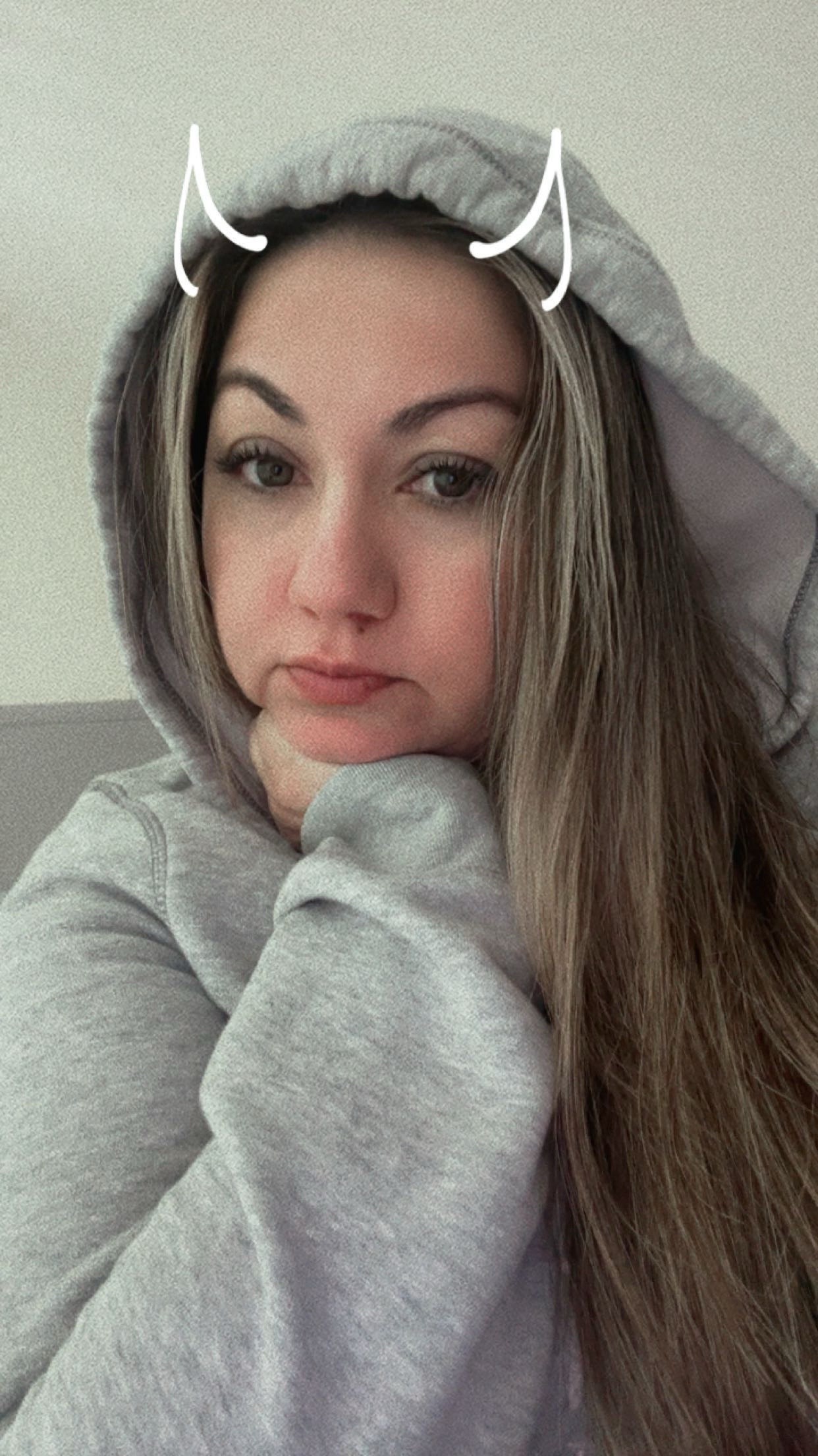 @Angelica González