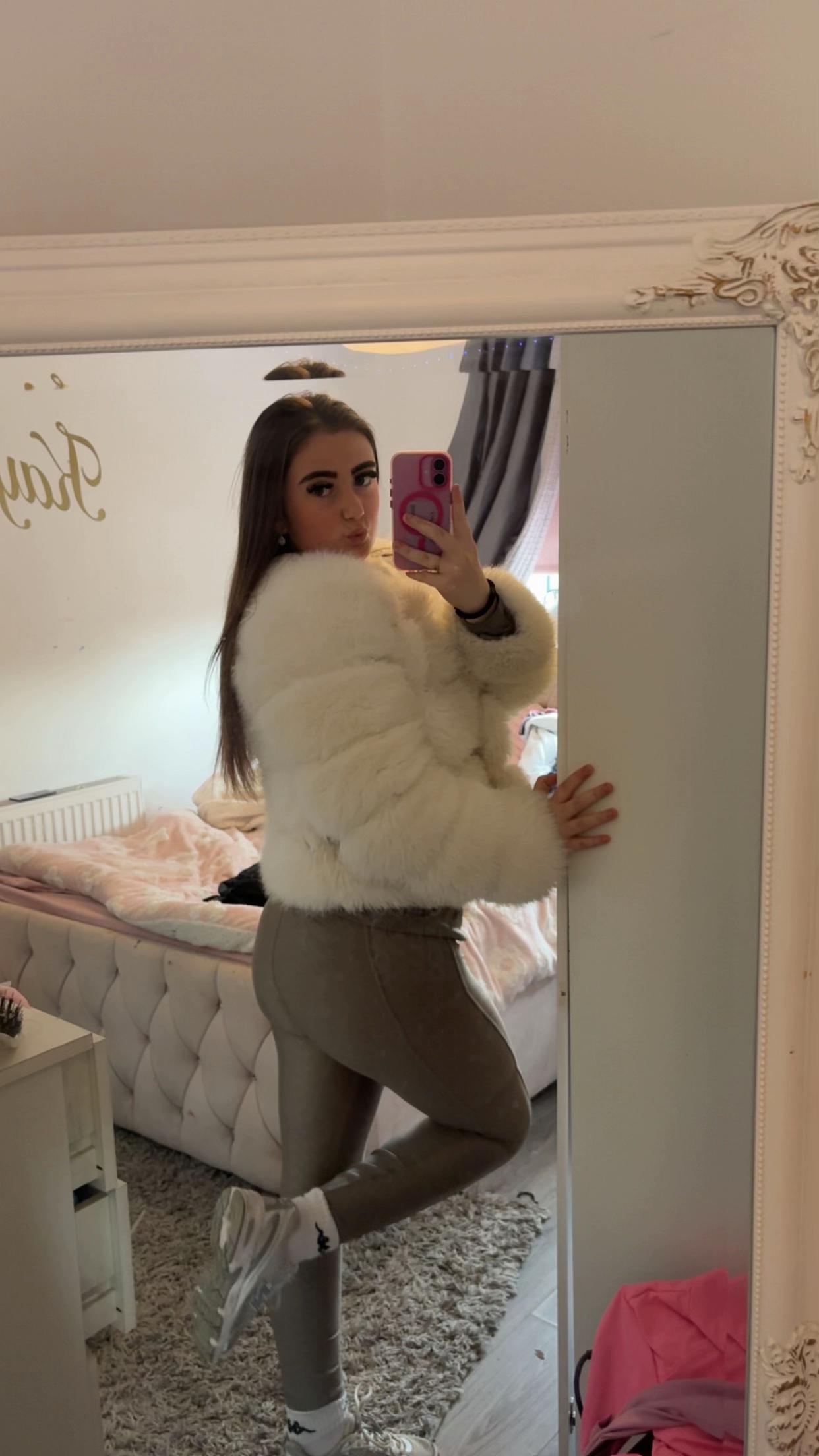 @𝒦𝒶𝓎𝓁𝒶𝓂𝓊𝓇𝓇𝒶𝓎👸🏽😚