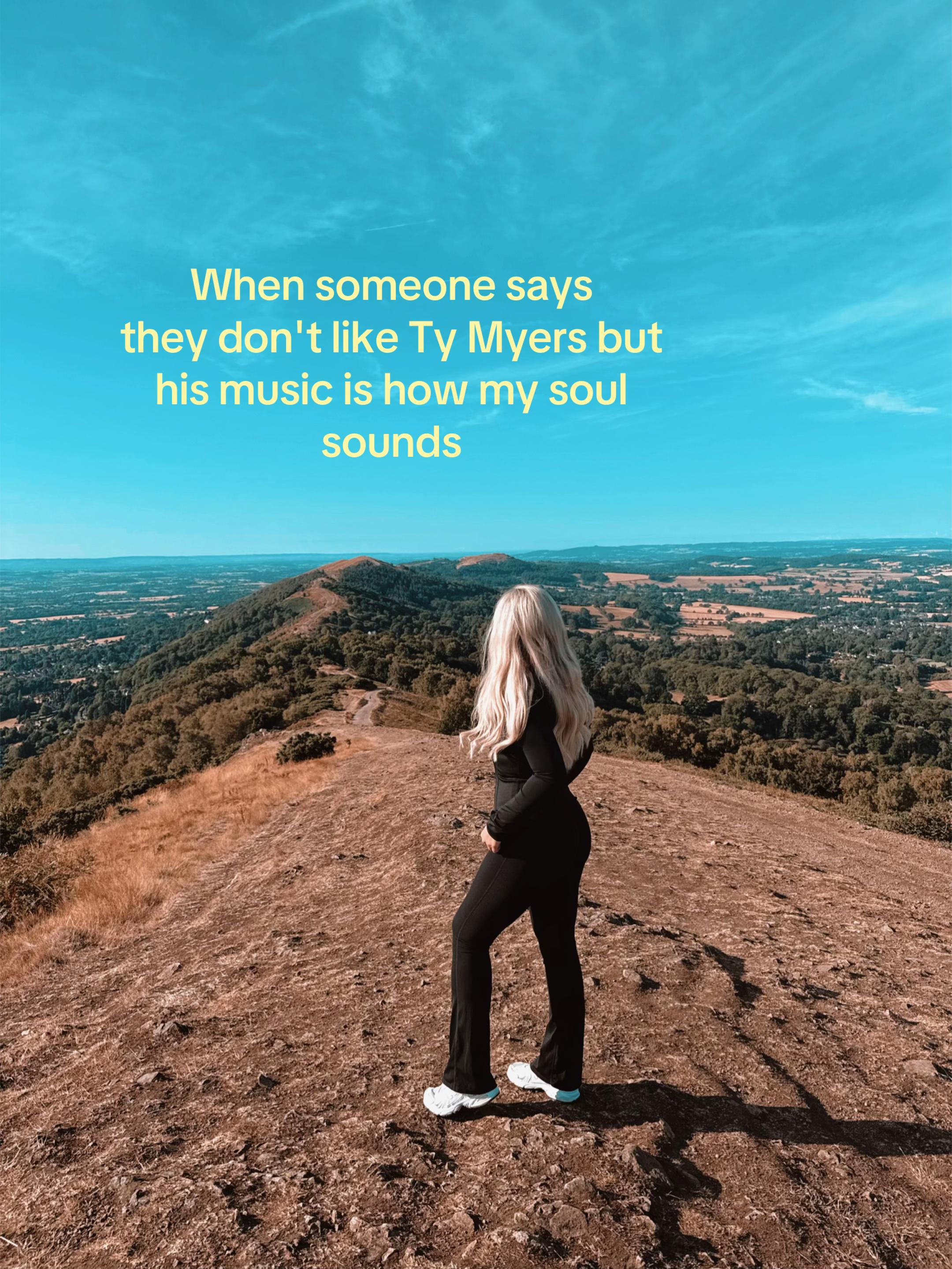@𝐌𝐀𝐈𝐒𝐈𝐄 𝐇𝐔𝐍𝐓𝐄𝐑