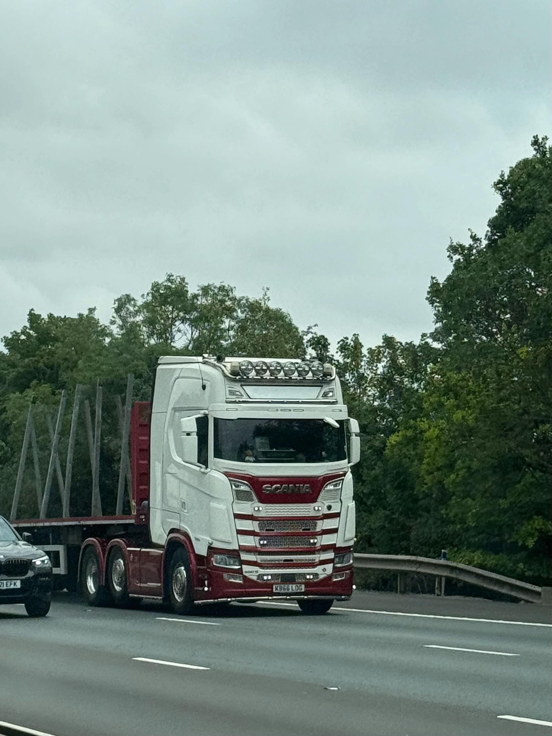 @TruckSpottingDad
