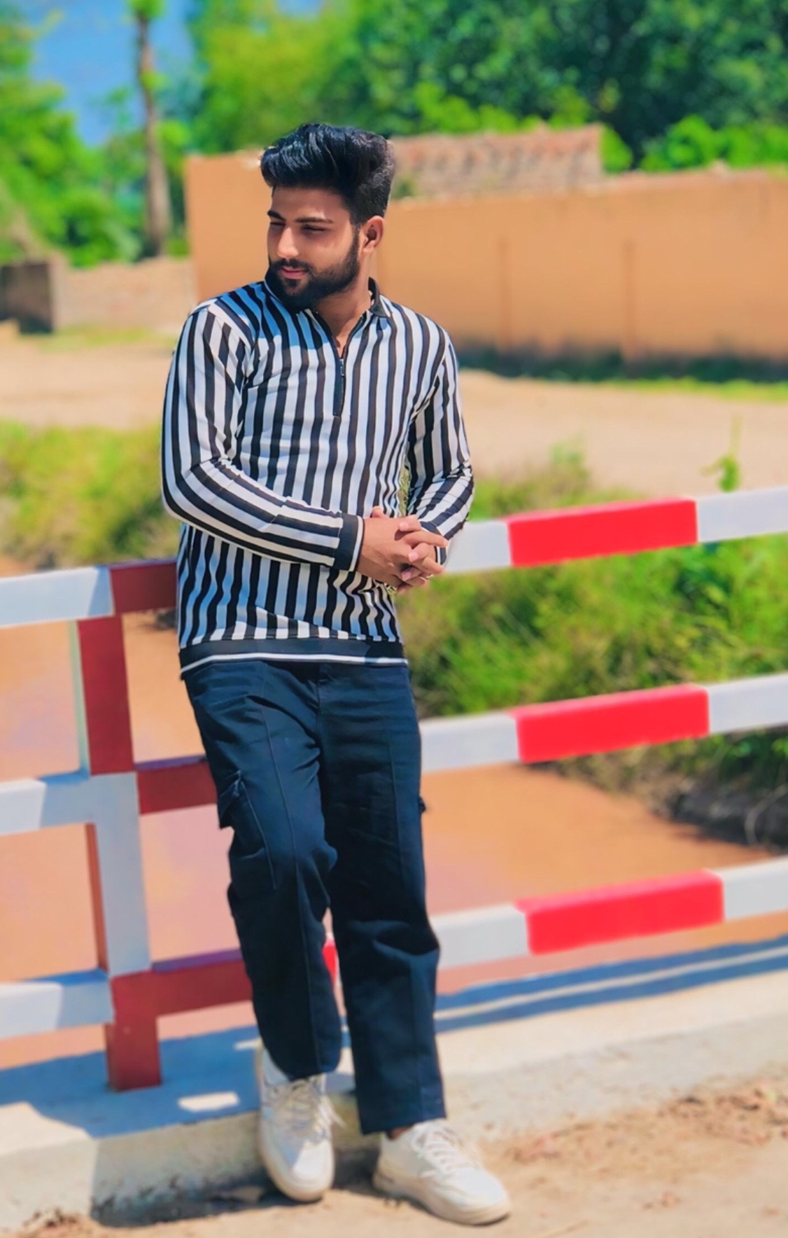 @ALONE BOY 😇