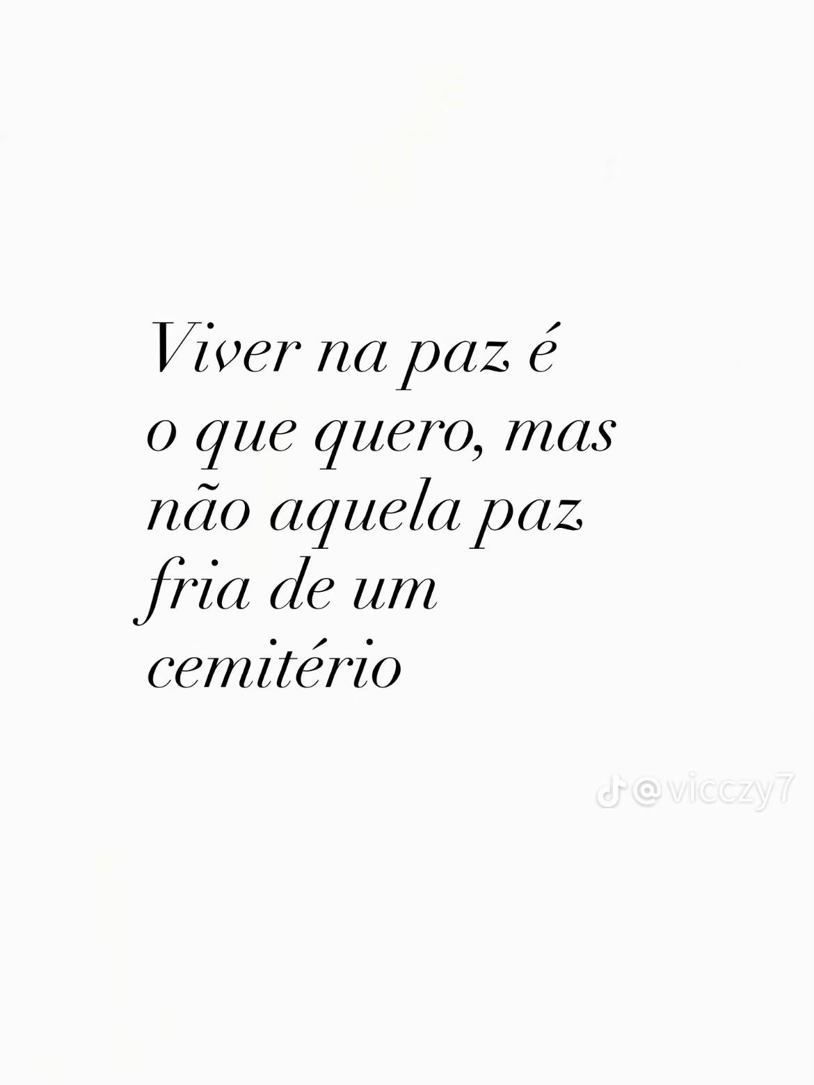 @L&iacute;via Brito