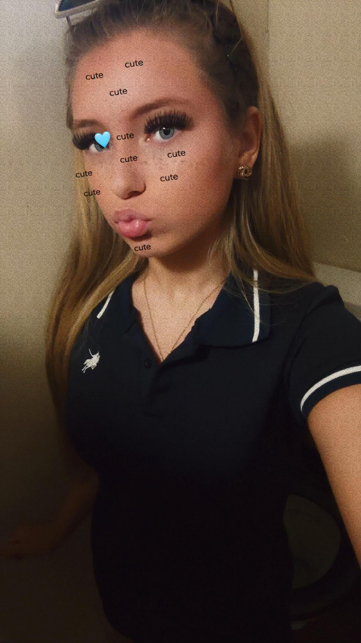 @ℬℴ𝓃𝓃𝒾ℯ𝓍🪭🍒