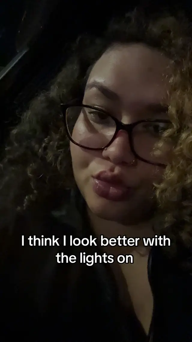 @CurlyheadZimmarria