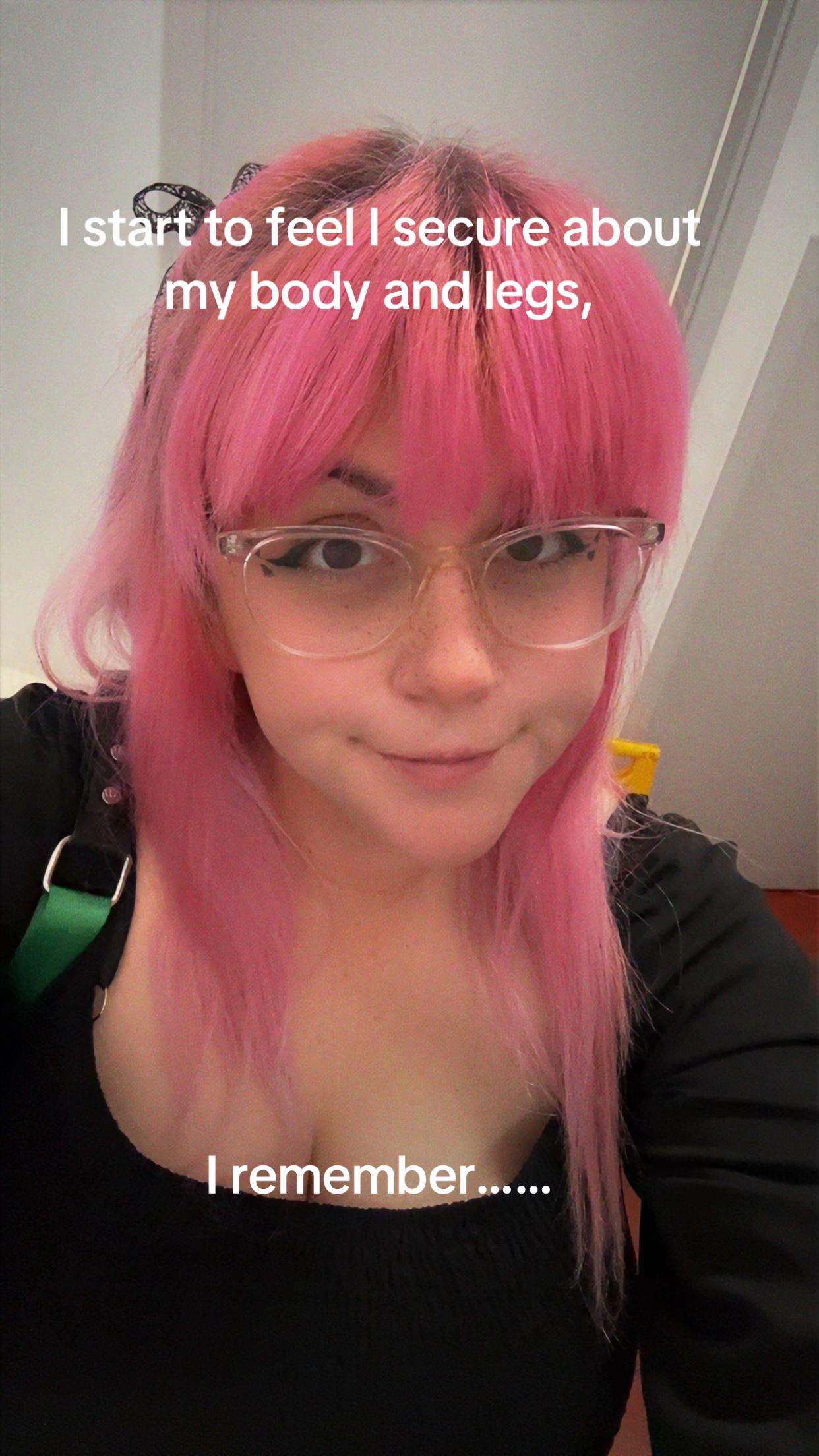 @momoneko666
