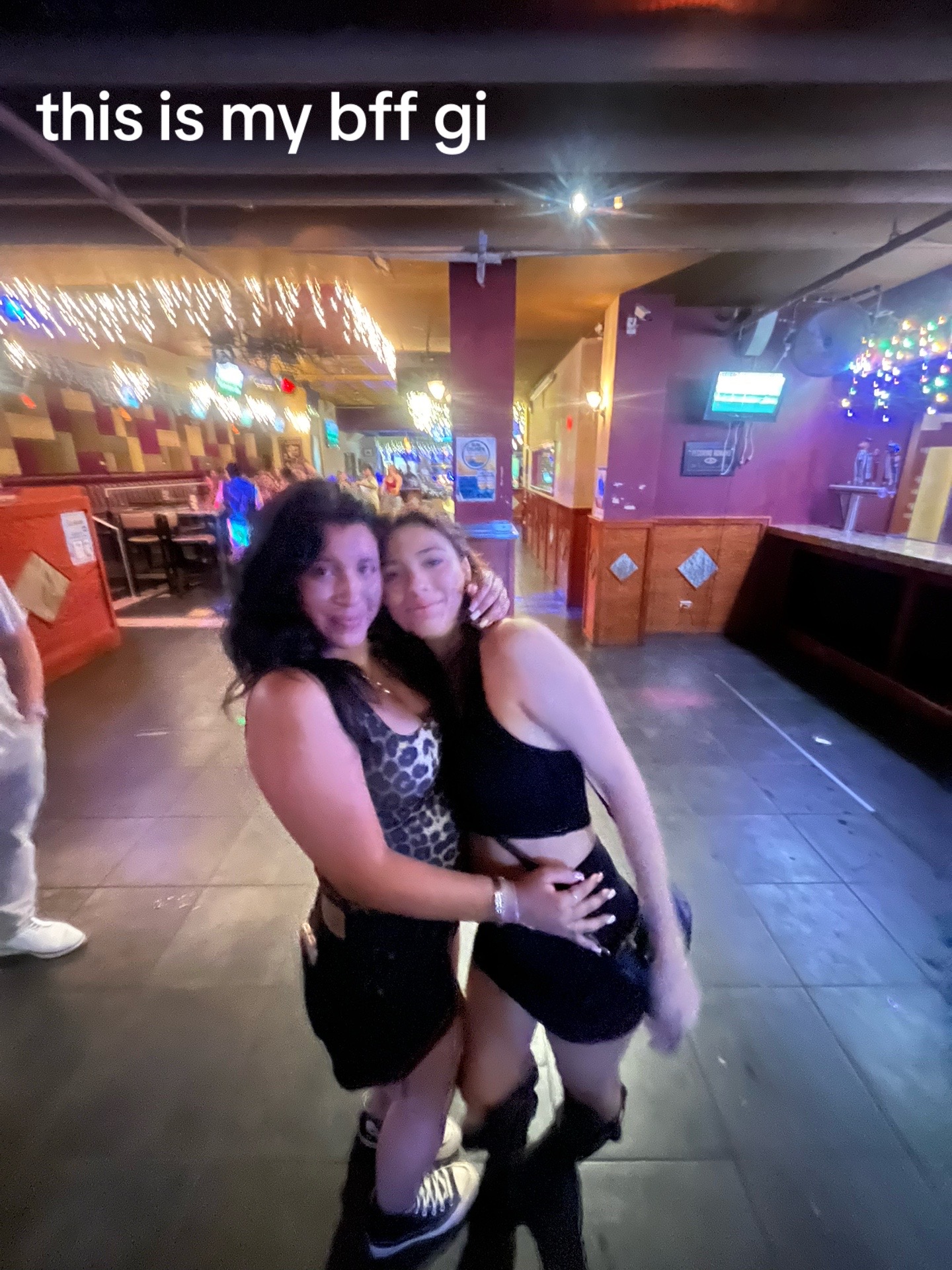 @mayaaa8883