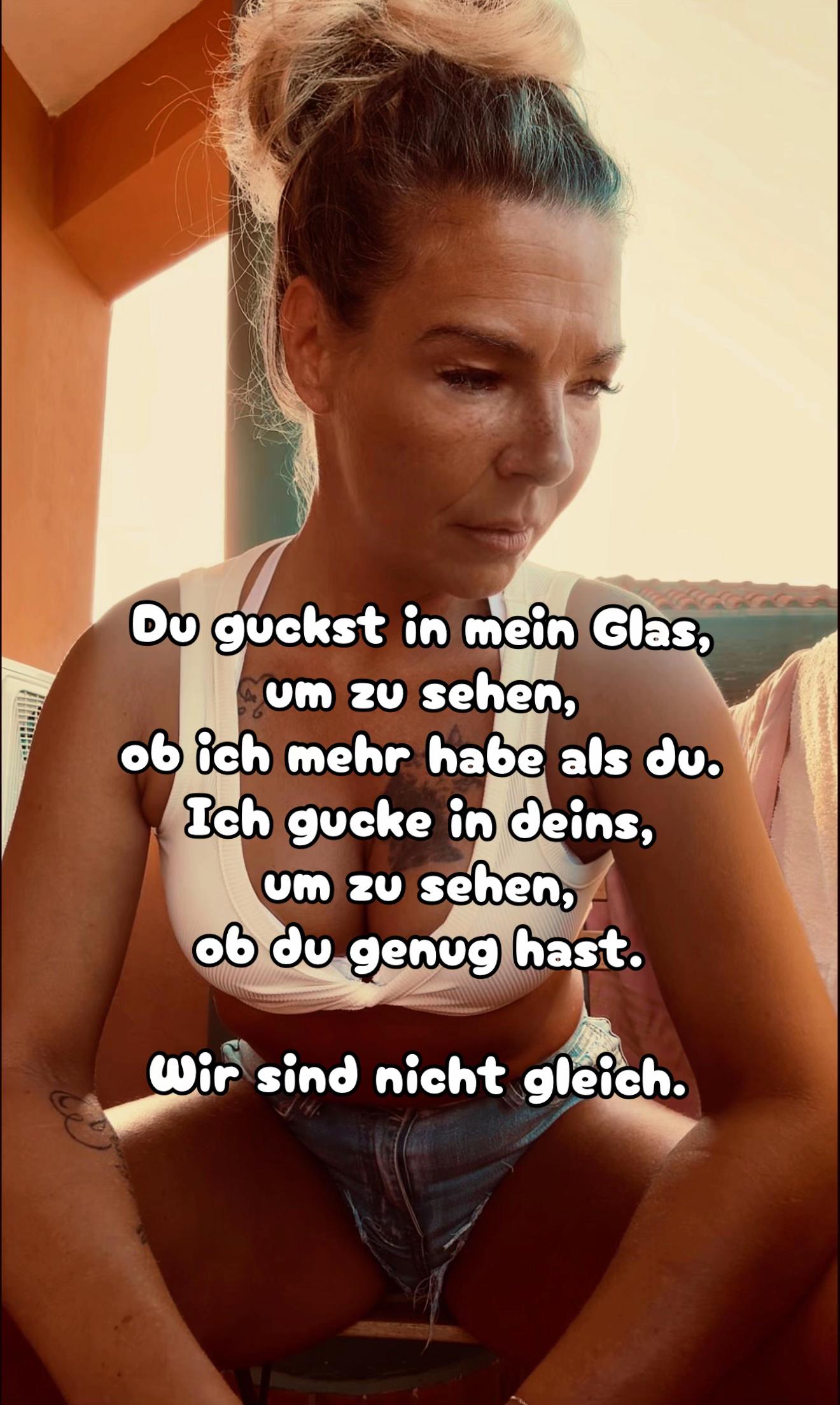 @🥂𝓘𝓽’𝓼 𝓶𝓮 𝓝𝓲𝓷𝓪🥂