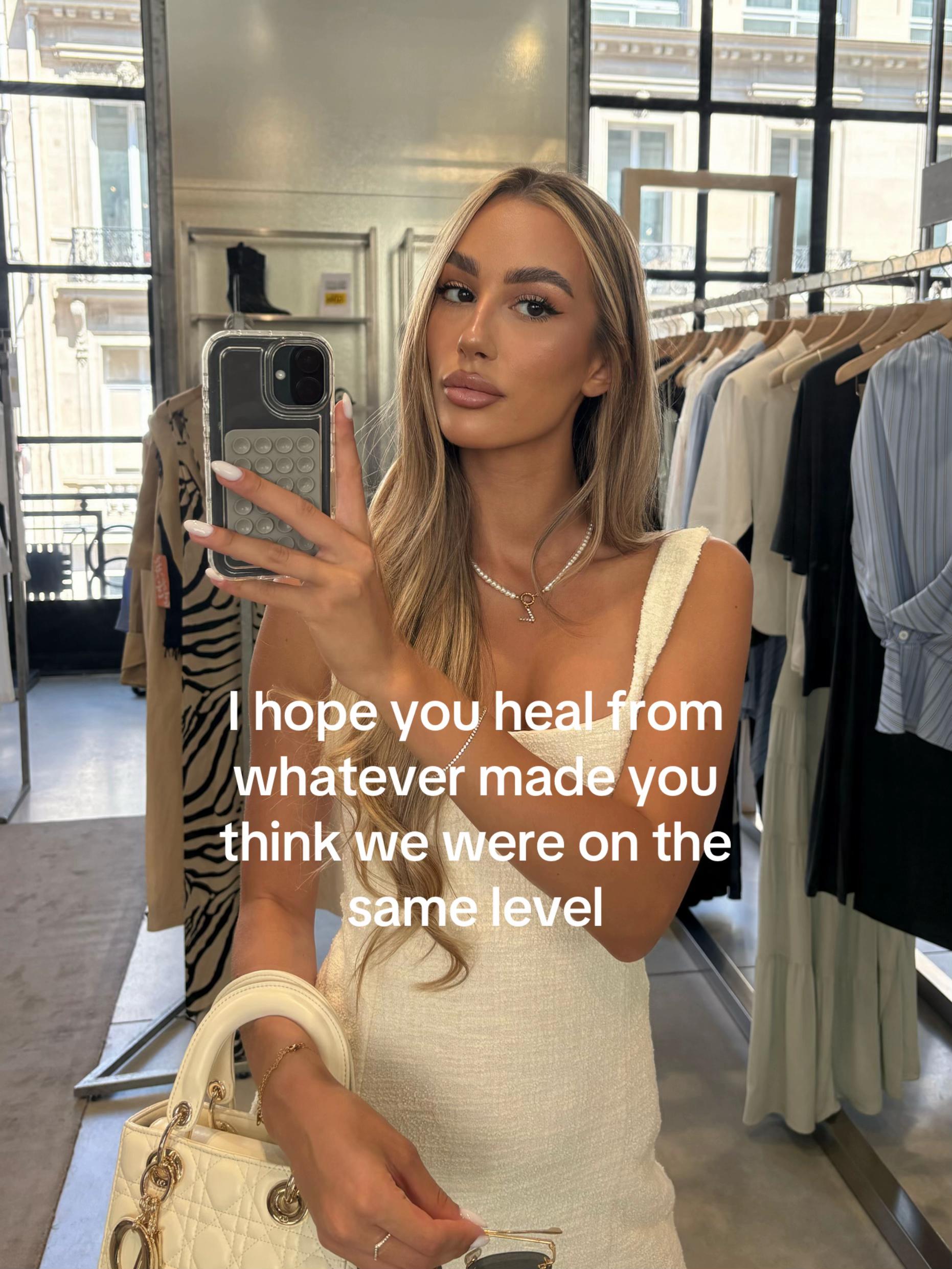 @Victoria