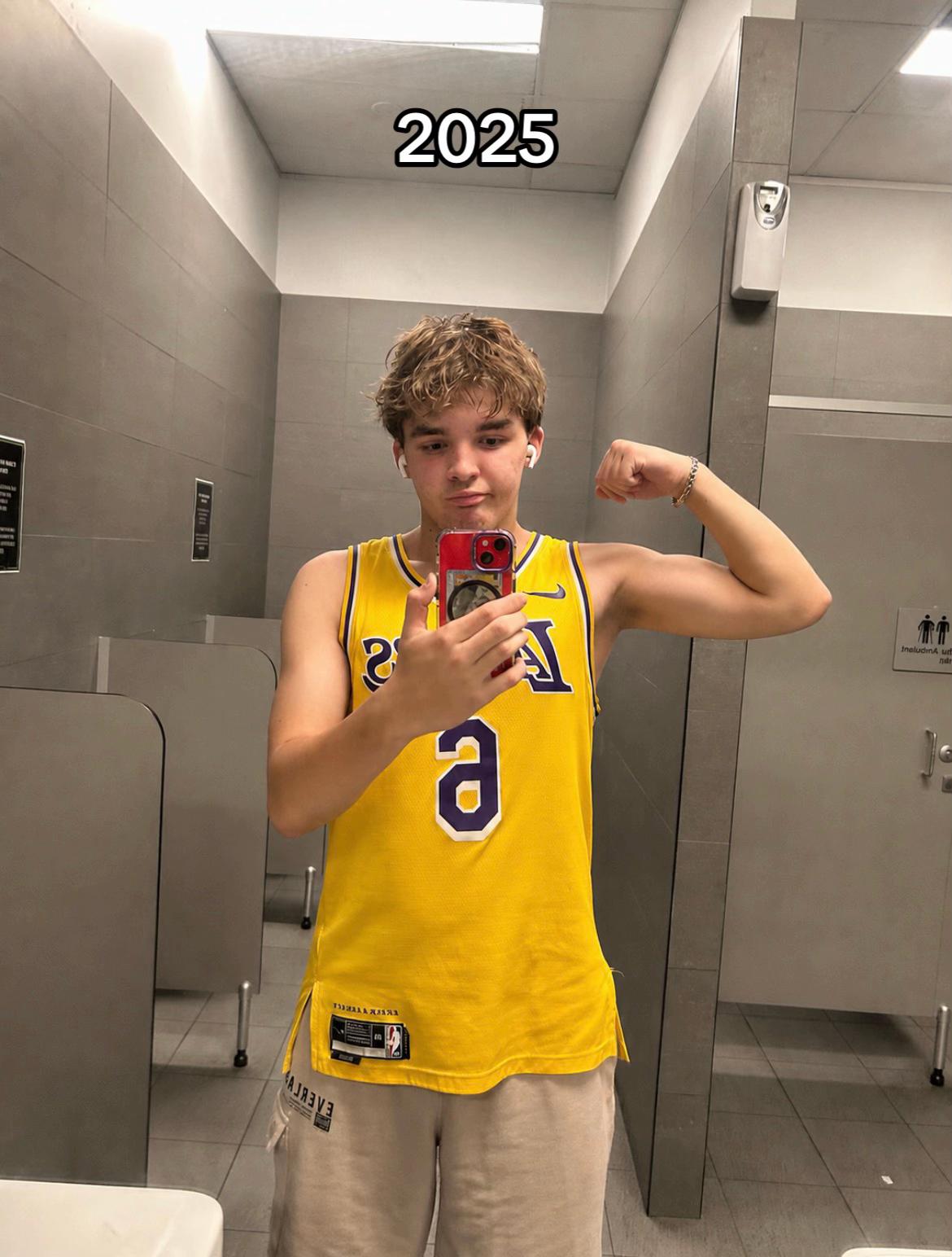 @LENNYLIFTS