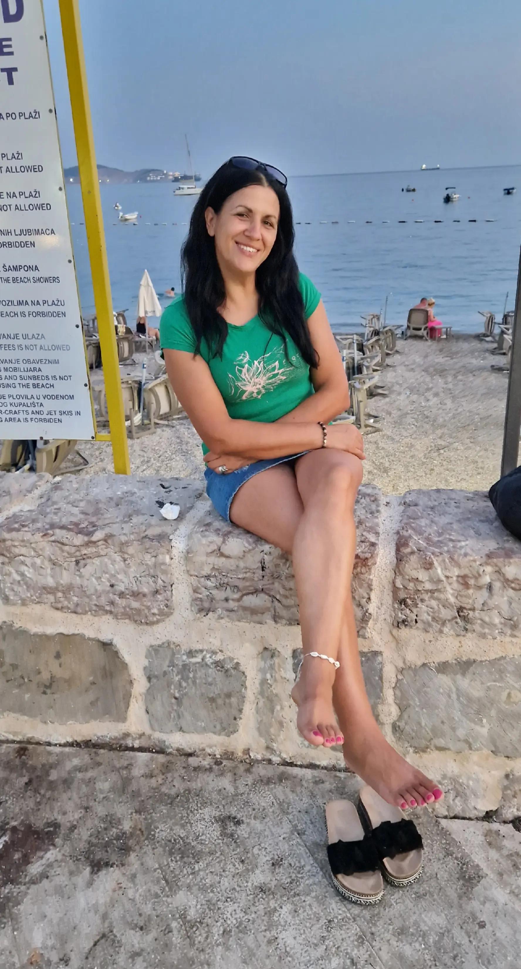@rNina