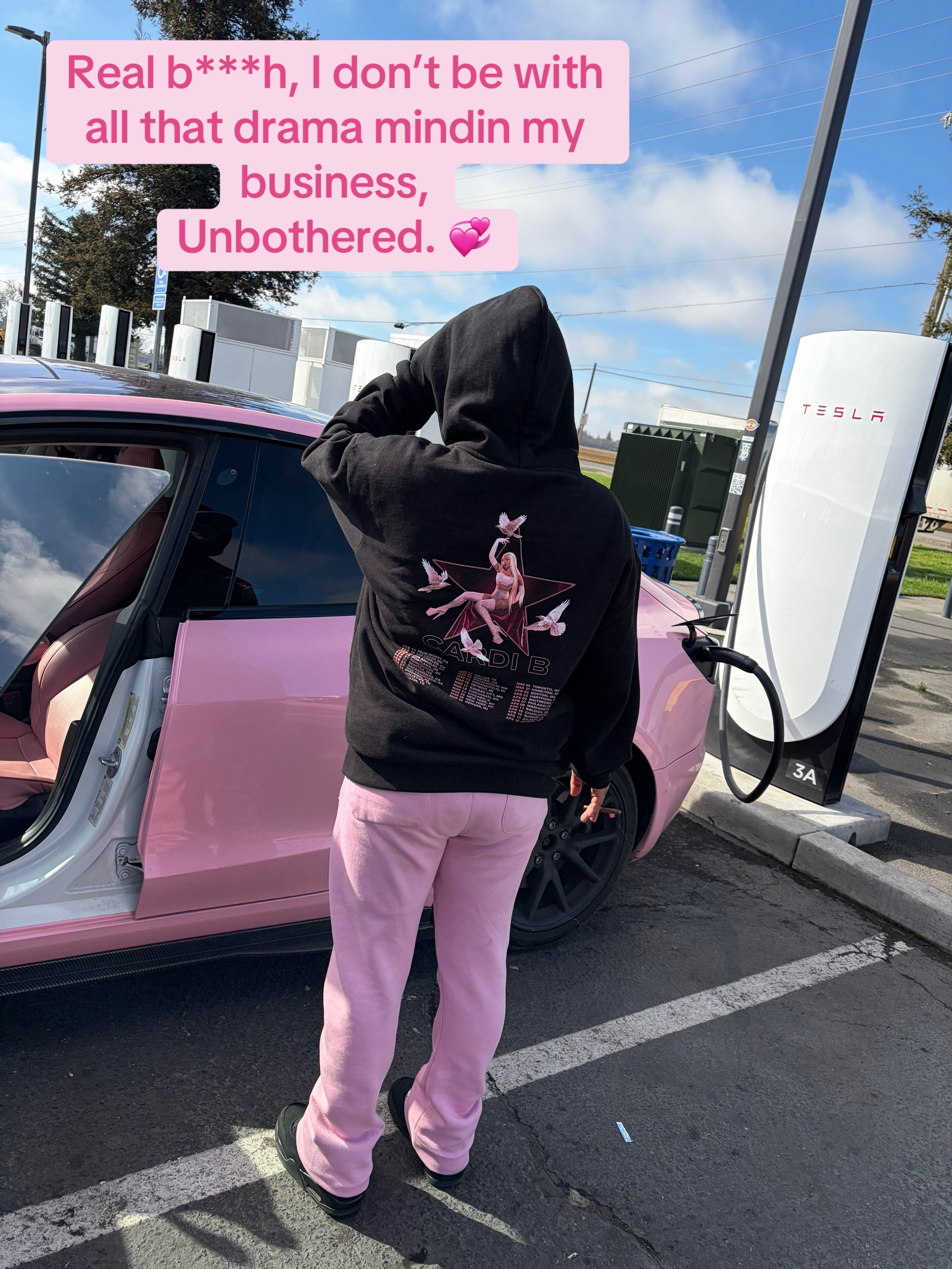 @Tesla M3 🩷🙂&zwj;&harr;️