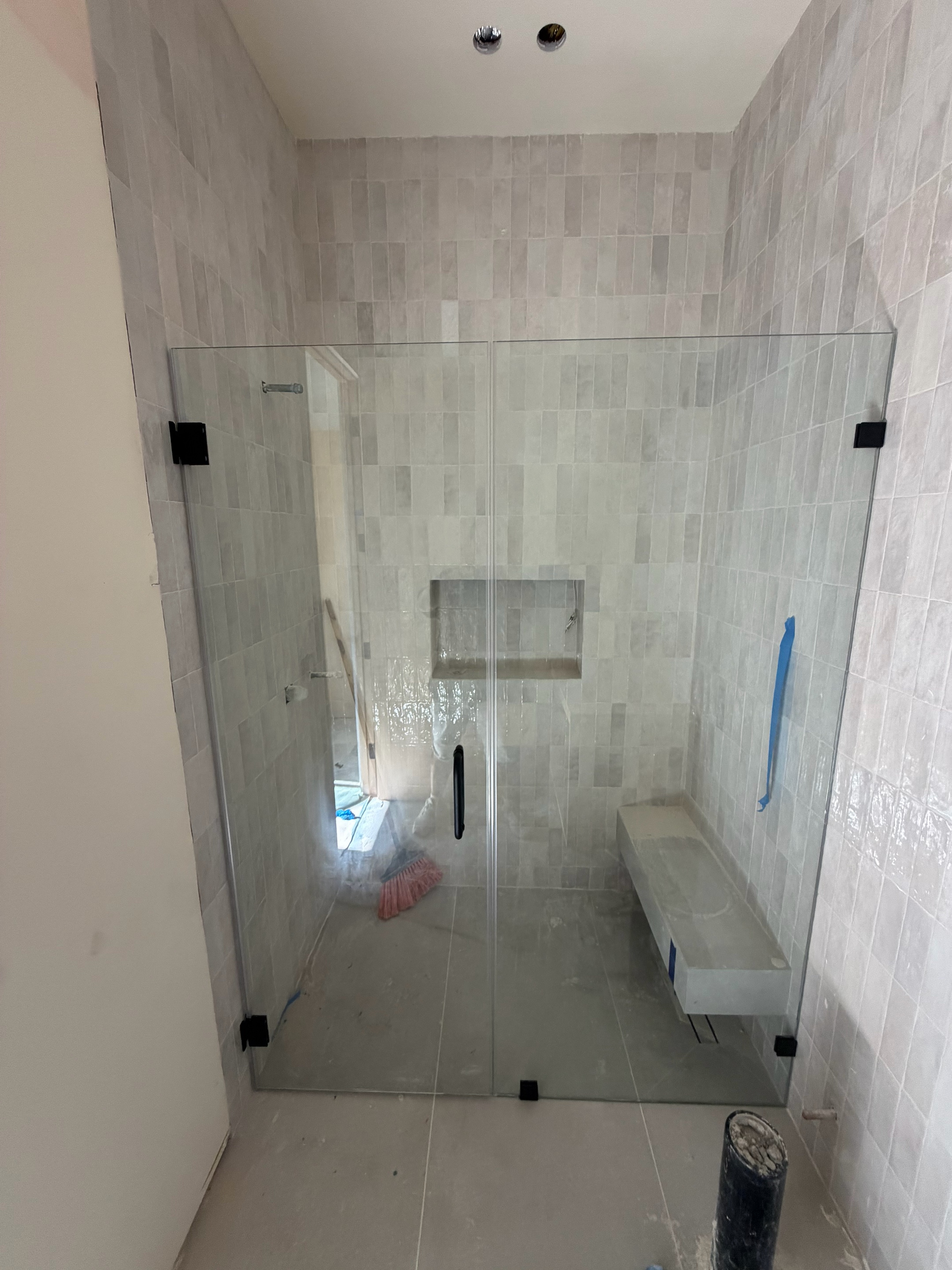 @chavaglass