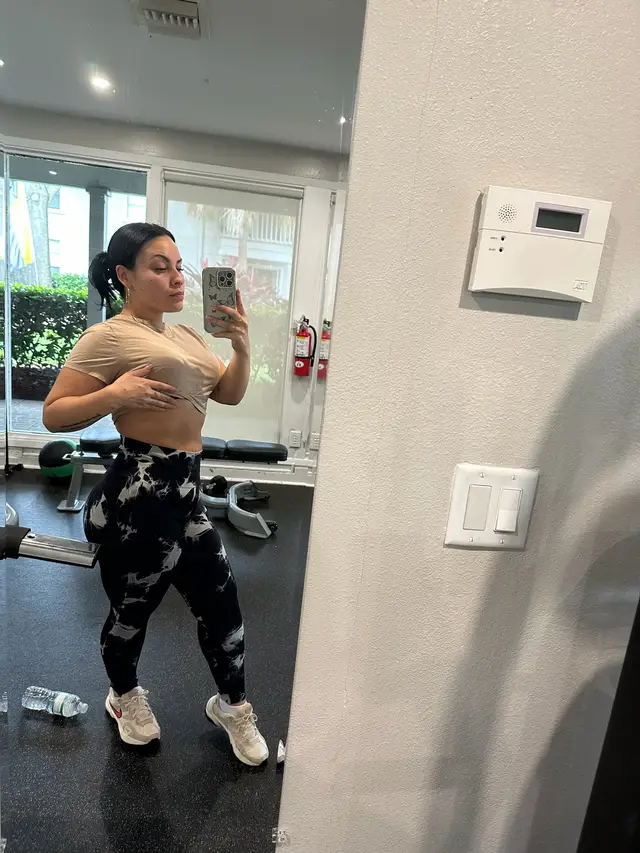 @Amoresssss