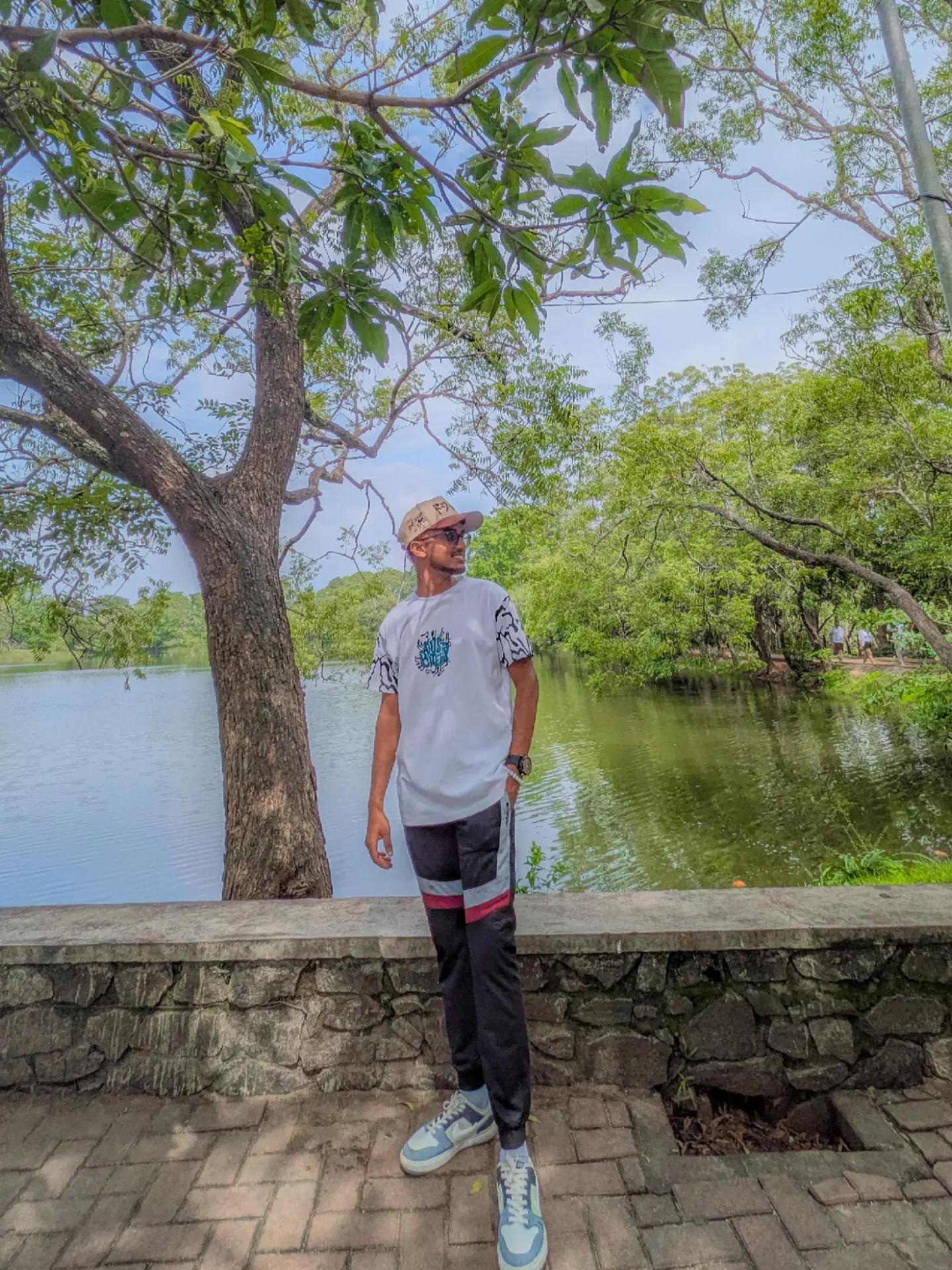 @๐๐ณ๐ฒ_๐๐จ๐ฒโ๐