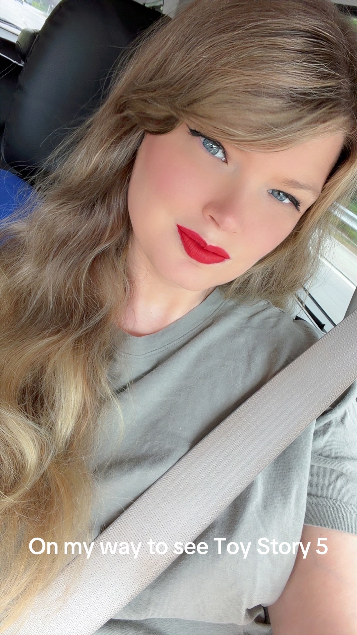 @laurenashley131989