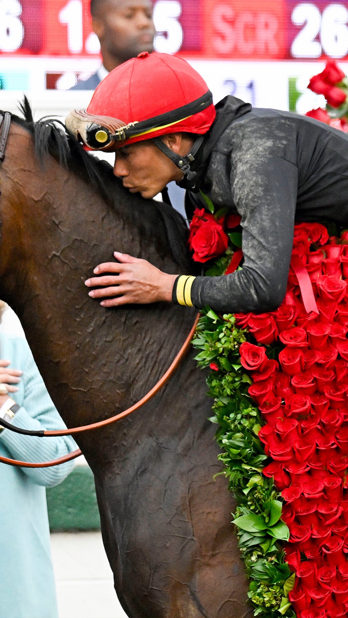 @churchilldowns