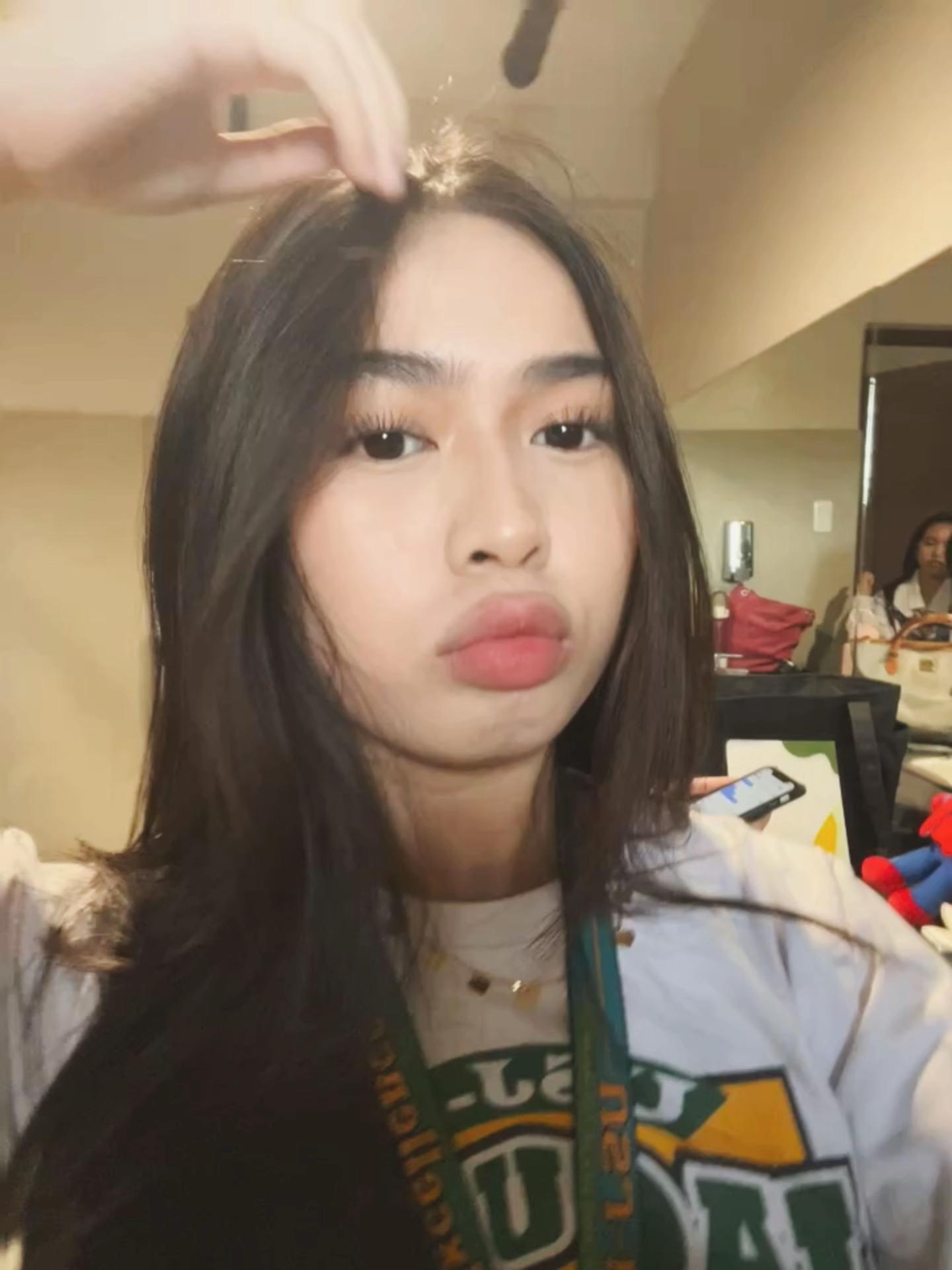 @nicole