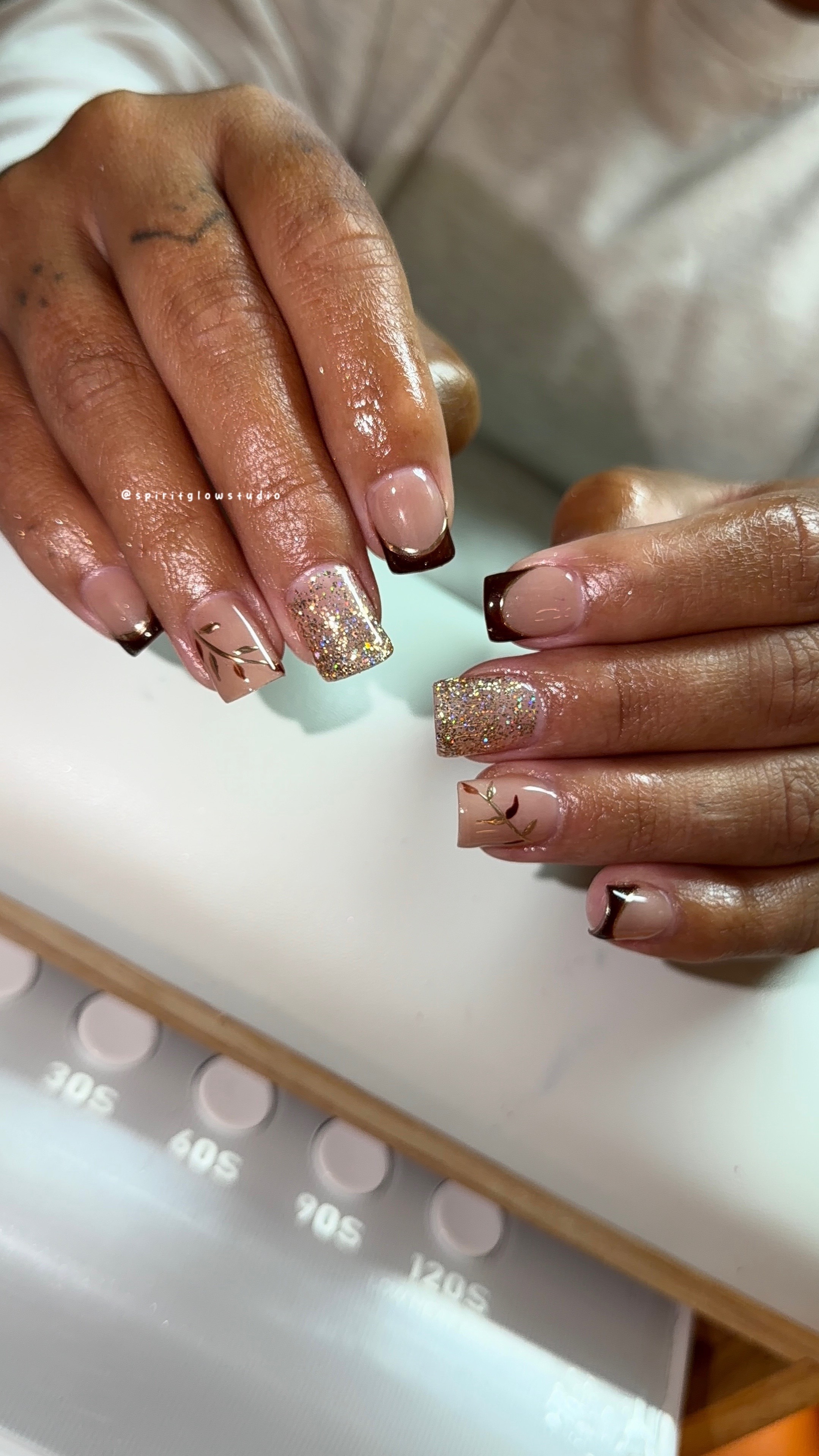@GREELEY,CO Nail Tech & Waxer โจ