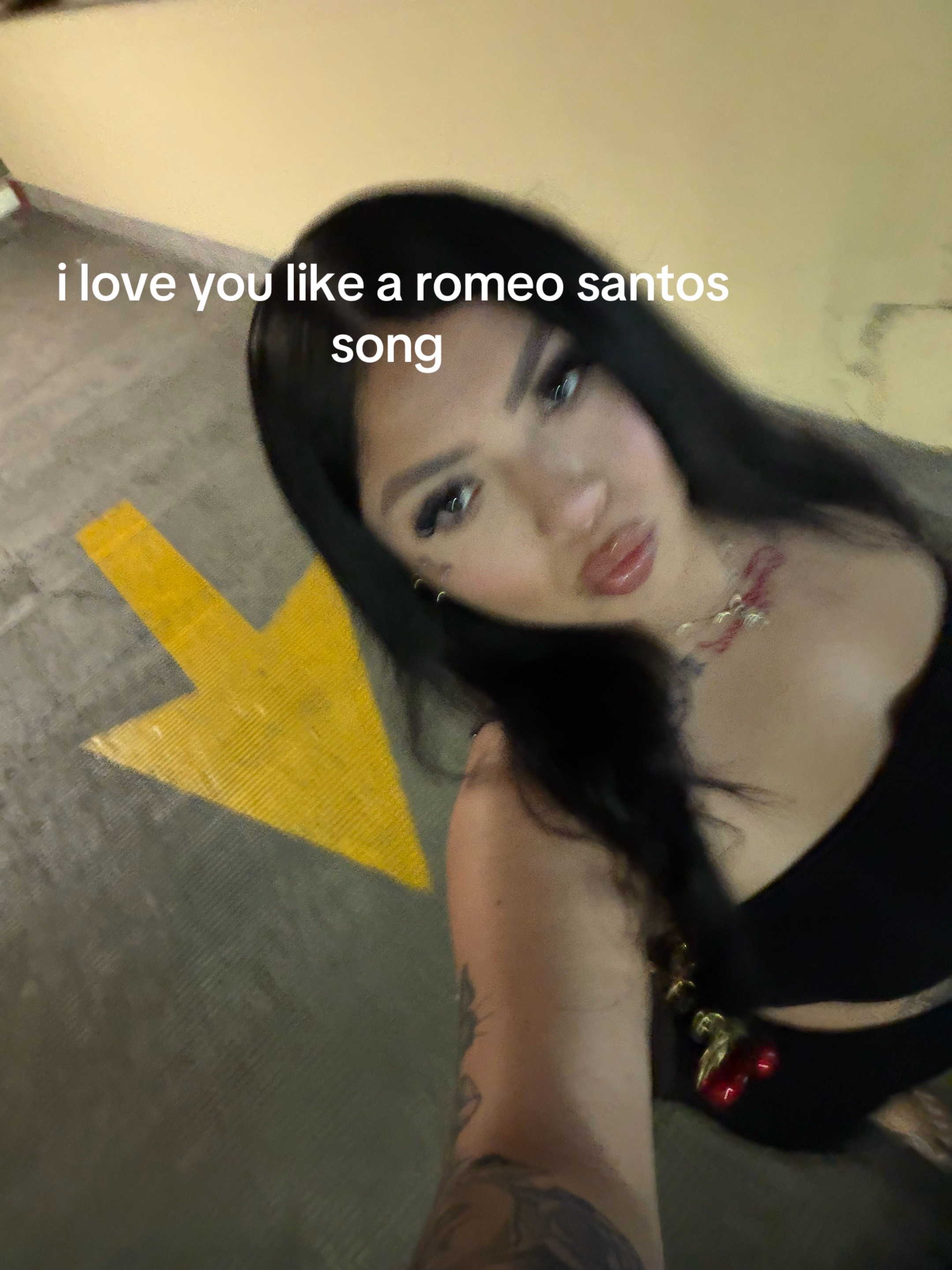 @b🍒