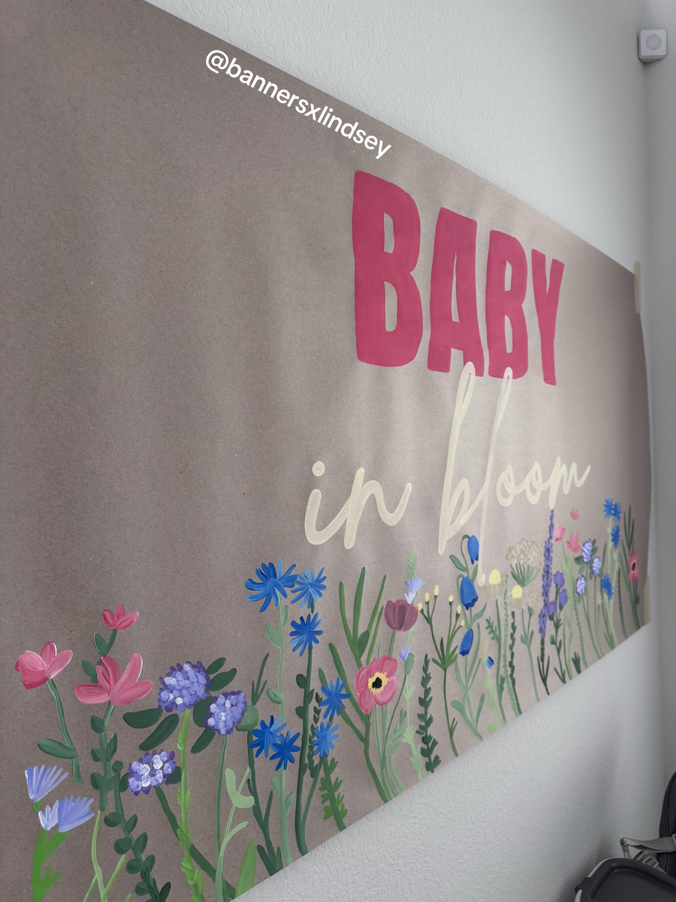 @Lindsey | Banner Artist & Mom