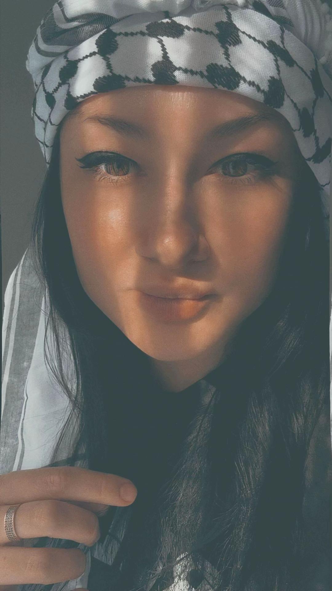 @Yana🖤