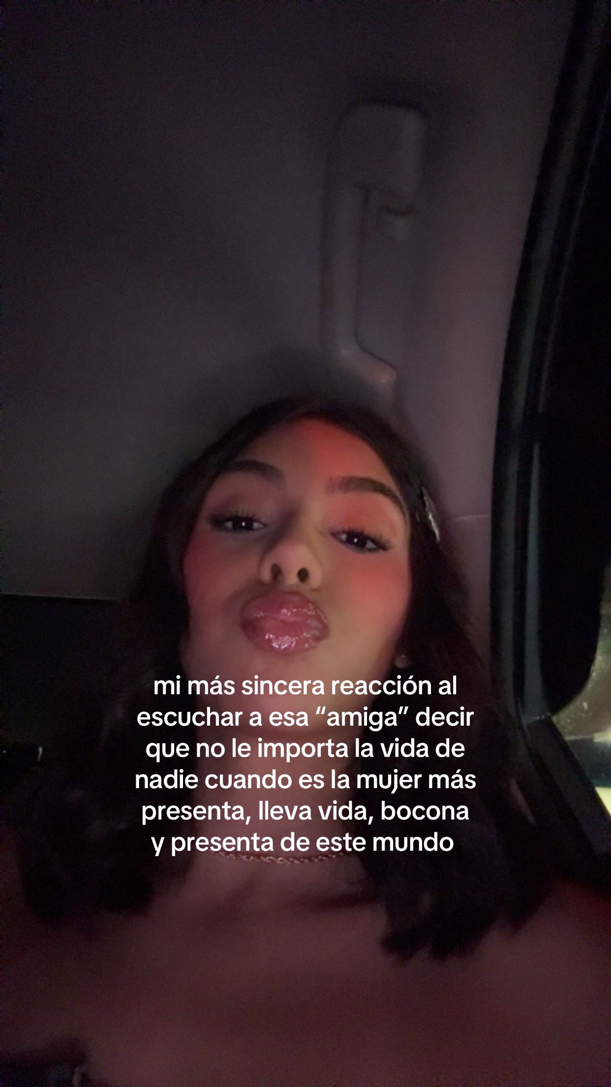 @🐚