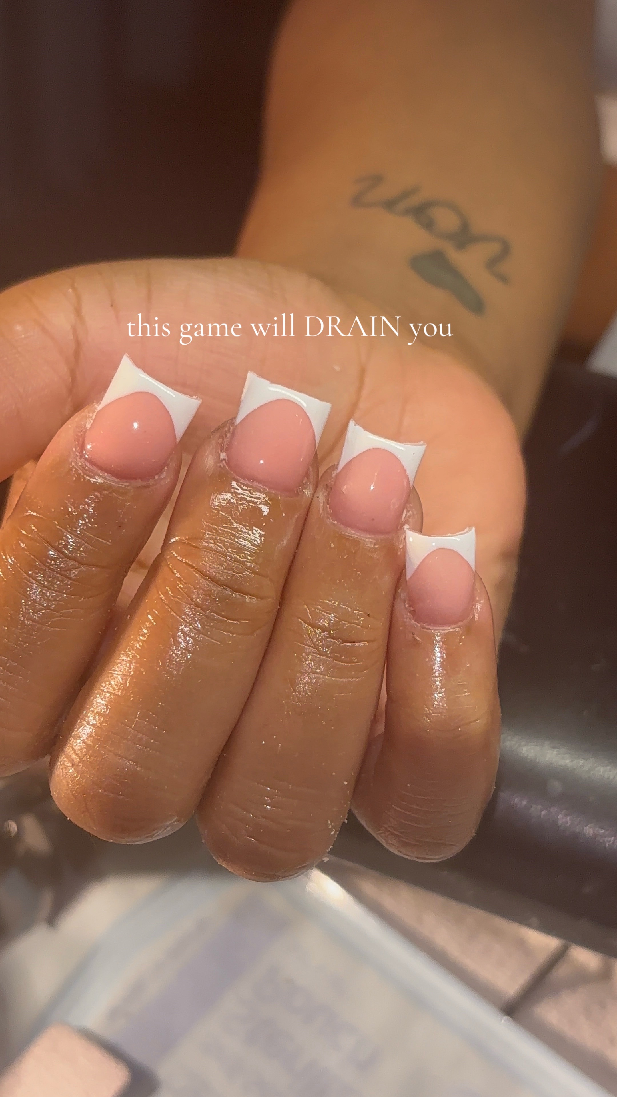 @nailsssbymonii