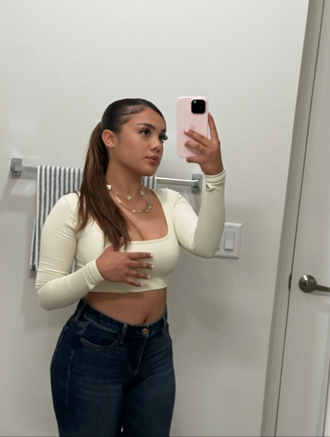 @Nellyy
