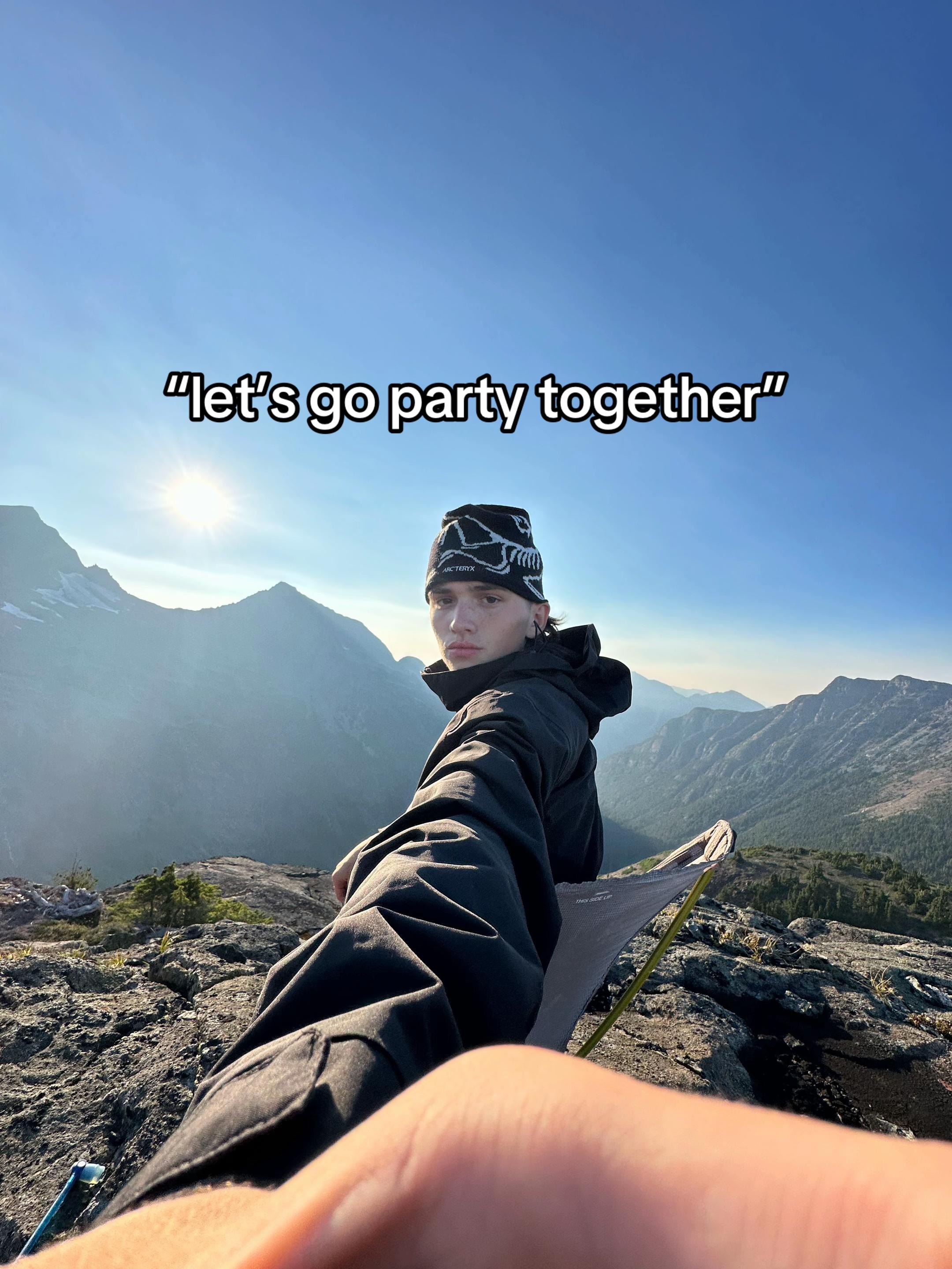 @charlie⛰️