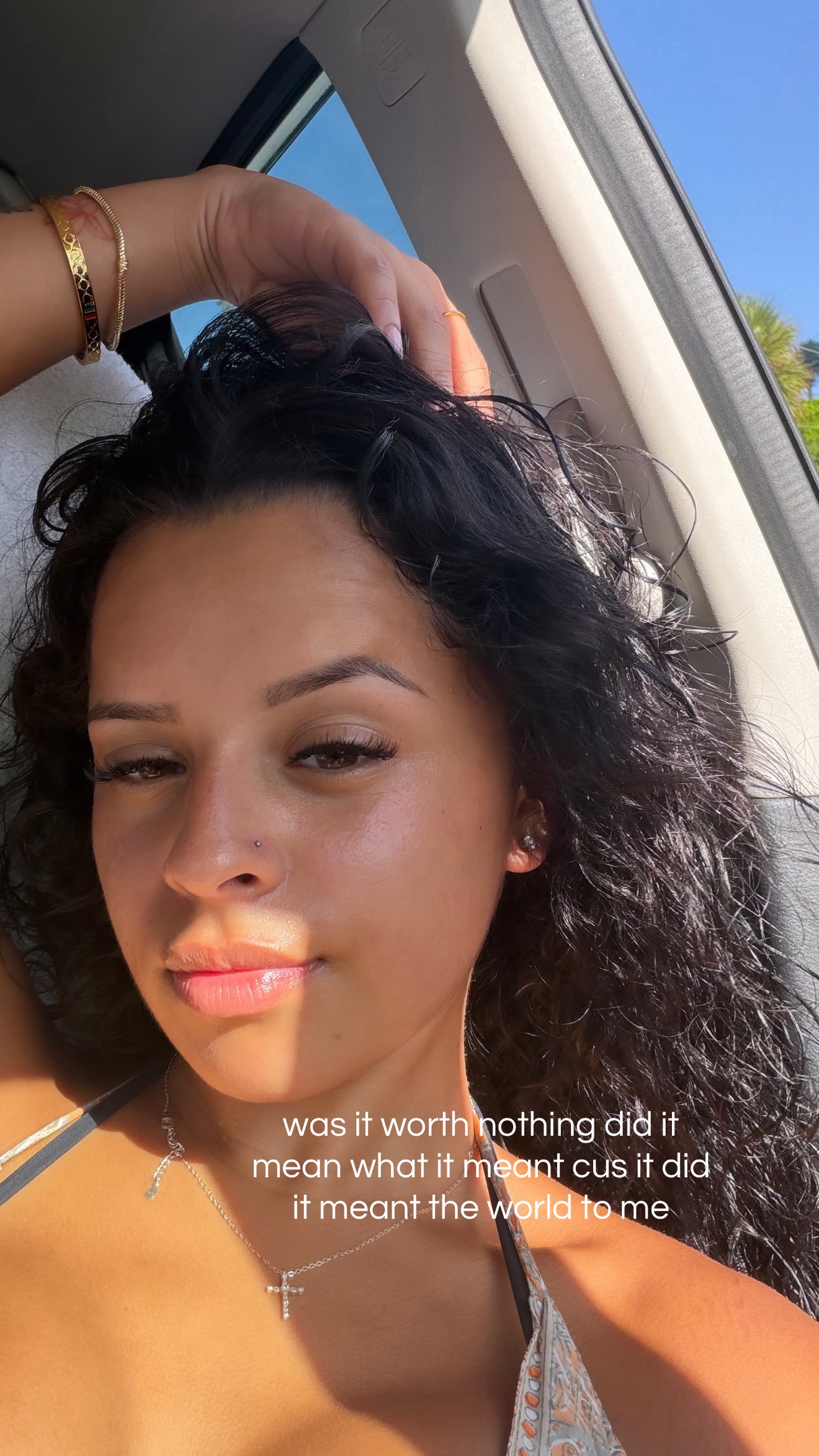 @E 🦋