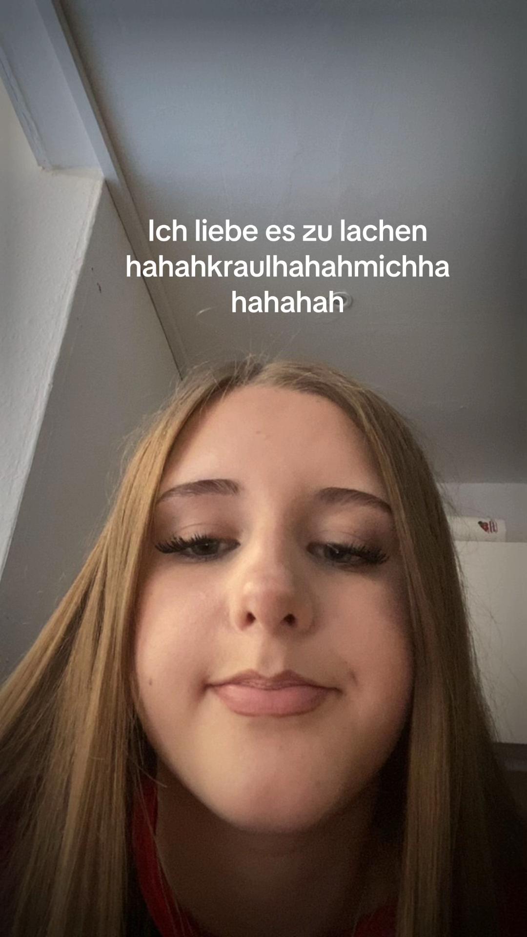 @𝒻