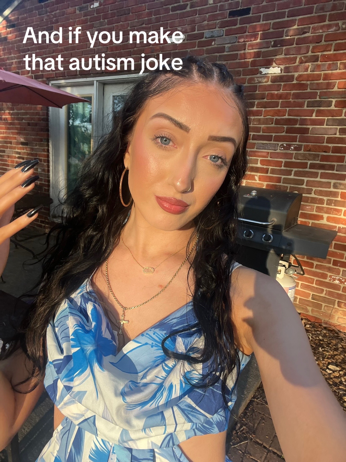 @️