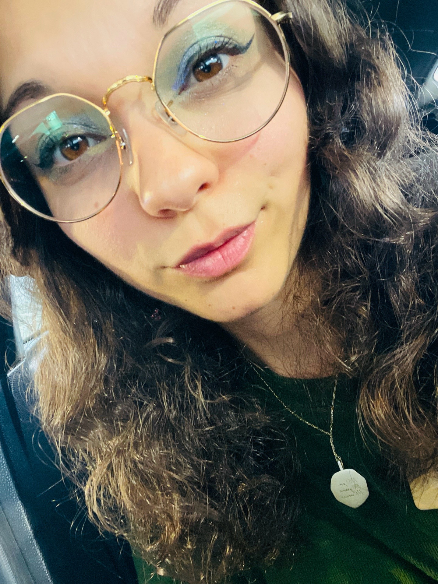 @AbsolemAurora