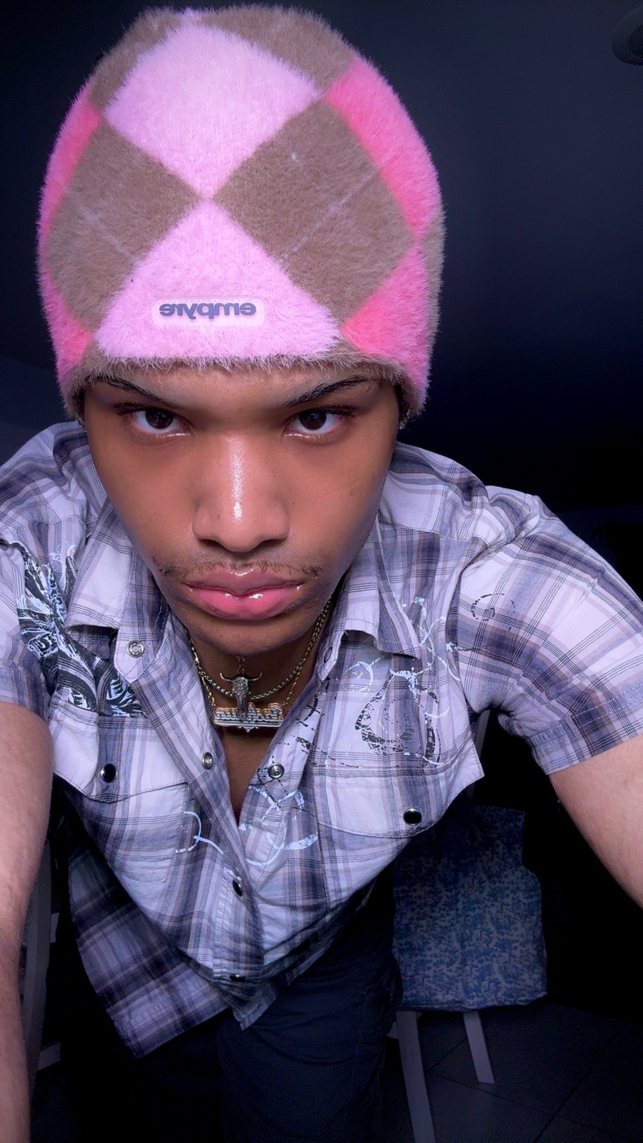 @tr4pv4nity