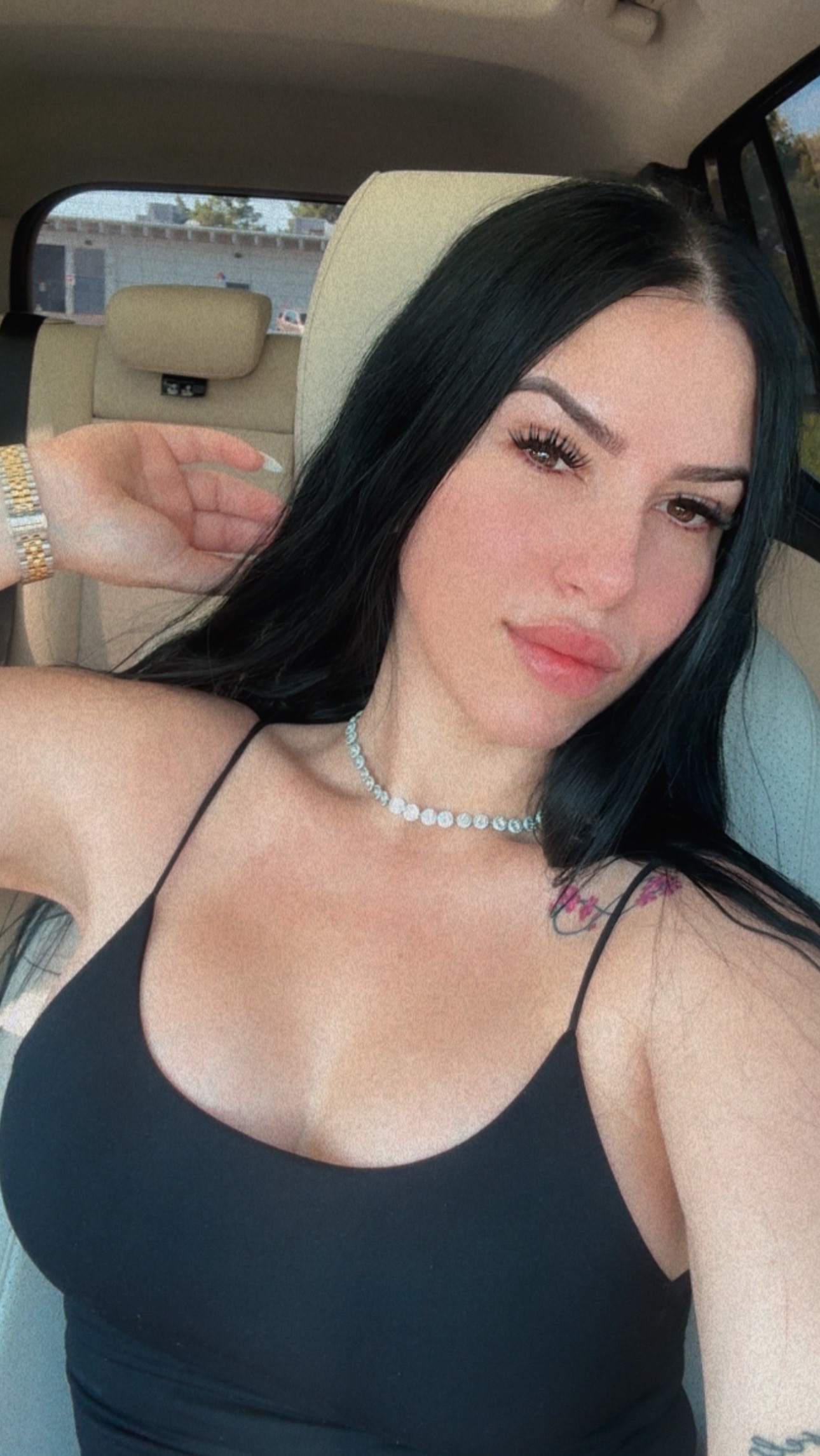 @Yani👸🏻