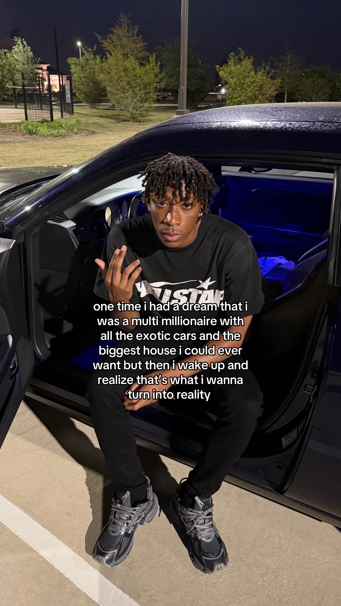 @⃟