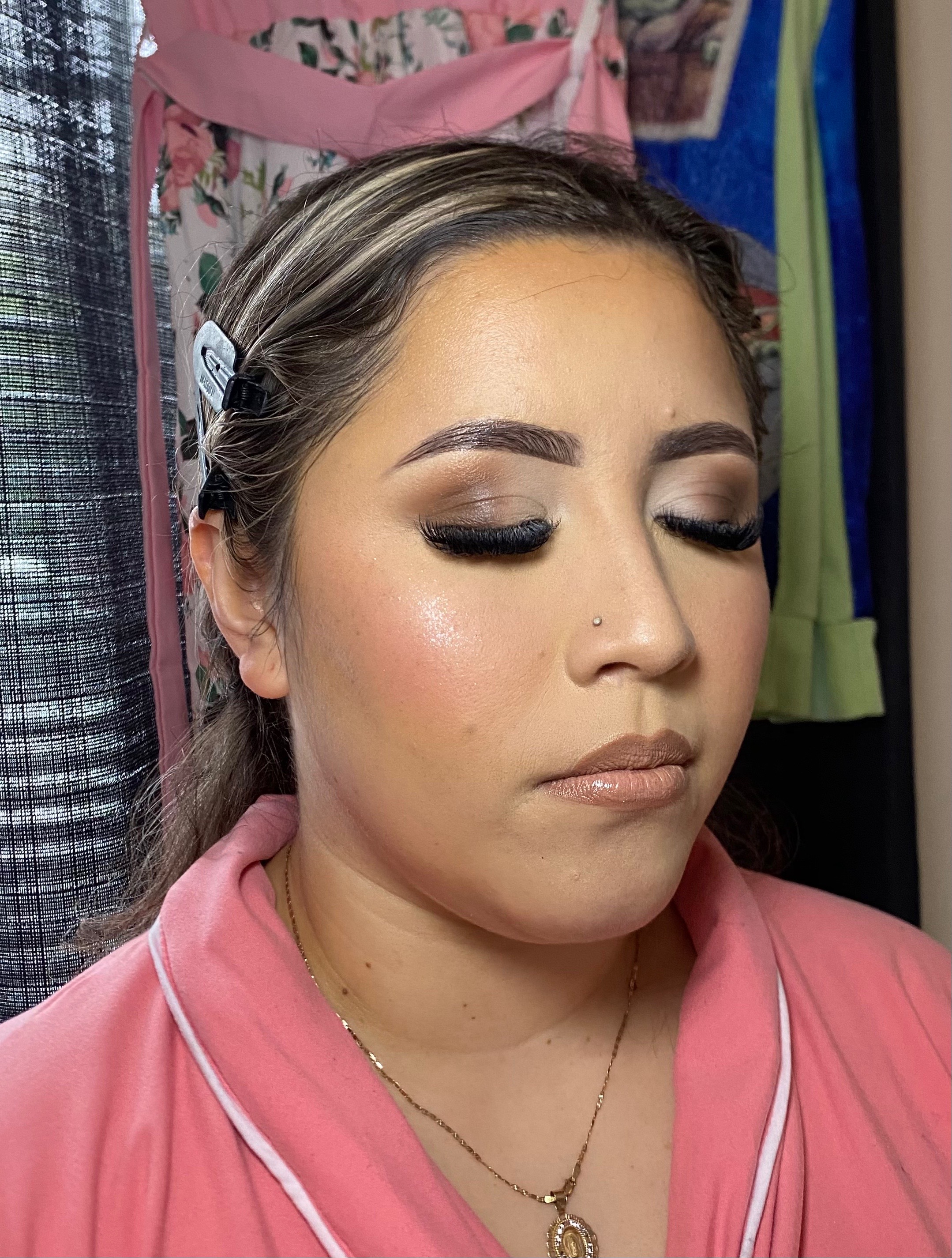 @leslie | beginner MUA